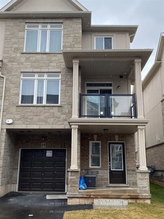 Front of Unit 19, 40 Zinfandel Drive