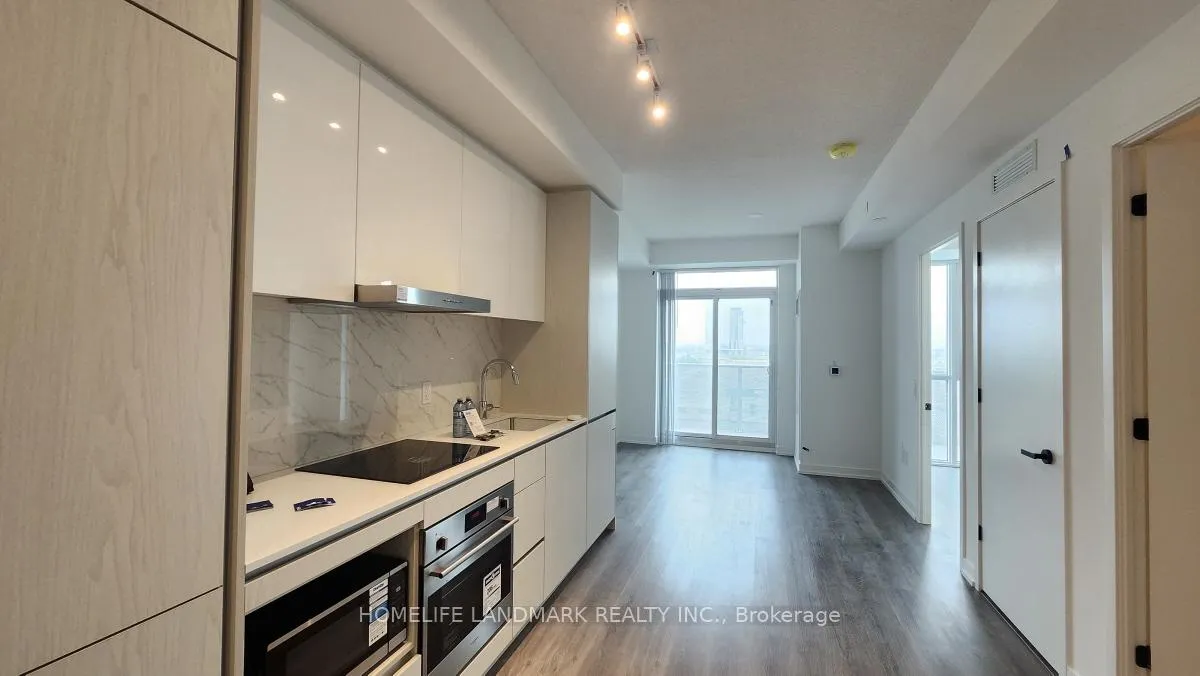 Photo 1 of Unit 1009, 28 Interchange Way, Vaughan, Vaughan Corporate Centre — HOMEH