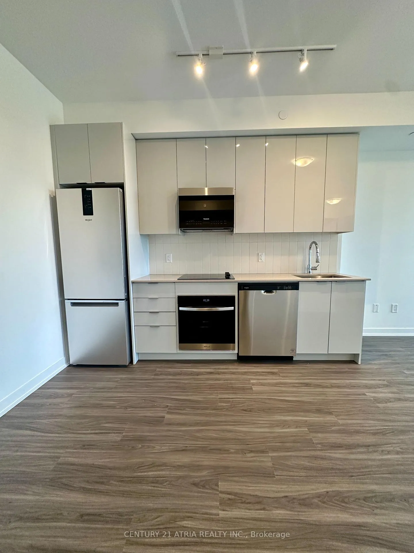 Photo 2 of Unit 1008, 474 Caldari Road, Vaughan, Concord — HOMEH