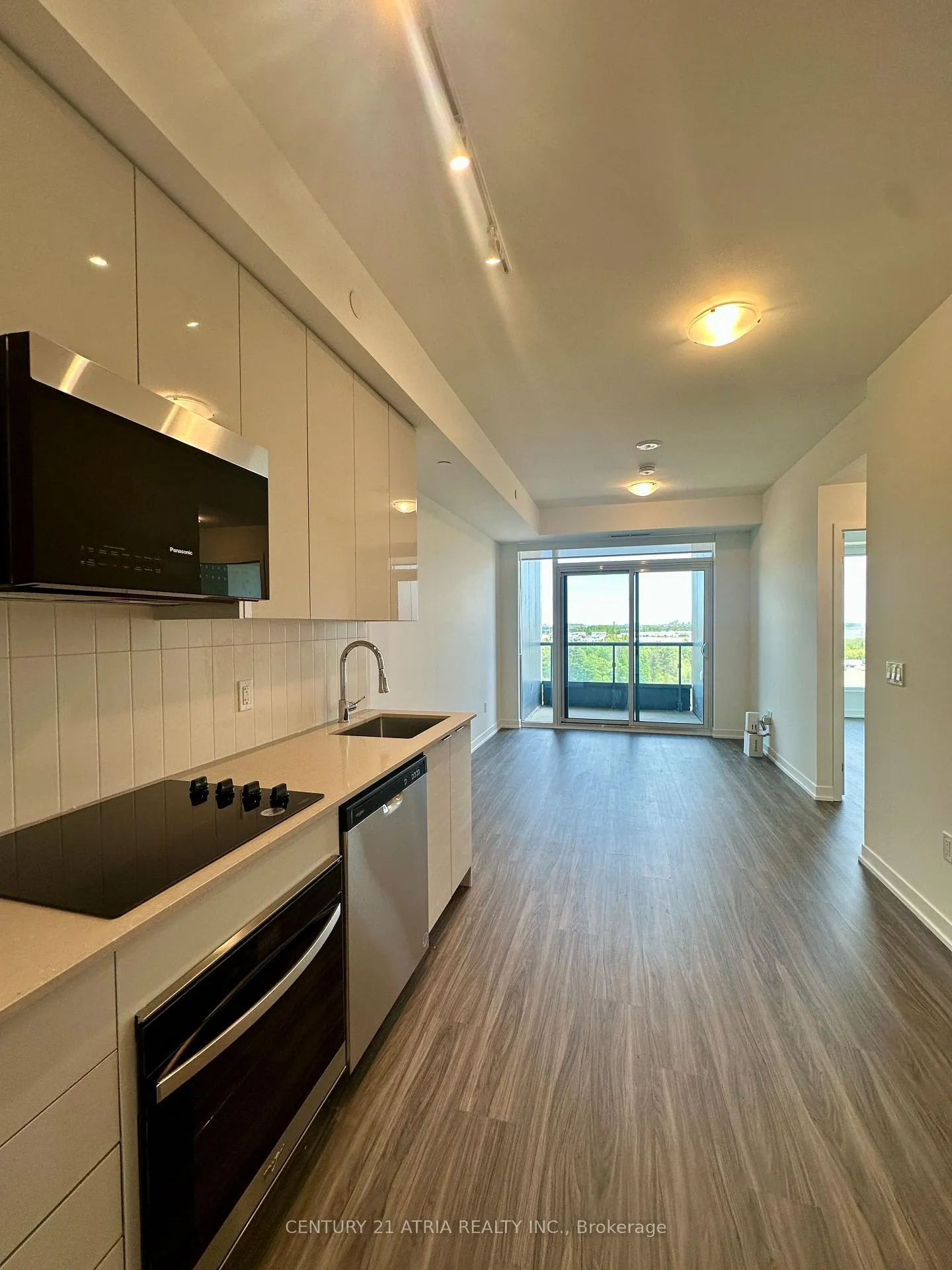 Photo 3 of Unit 1008, 474 Caldari Road, Vaughan, Concord — HOMEH