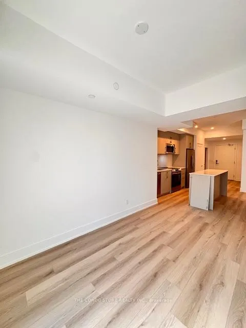 Photo 7 of Unit 202, 8 Manor Road W, Toronto, Yonge-Eglinton — HOMEH