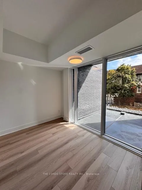 Photo 9 of Unit 202, 8 Manor Road W, Toronto, Yonge-Eglinton — HOMEH
