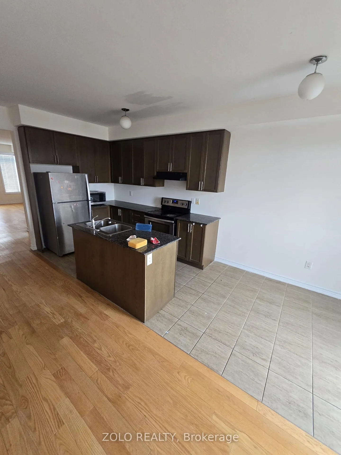 Photo 10 of 12 Agava Street, Brampton, Northwest Brampton — HOMEH