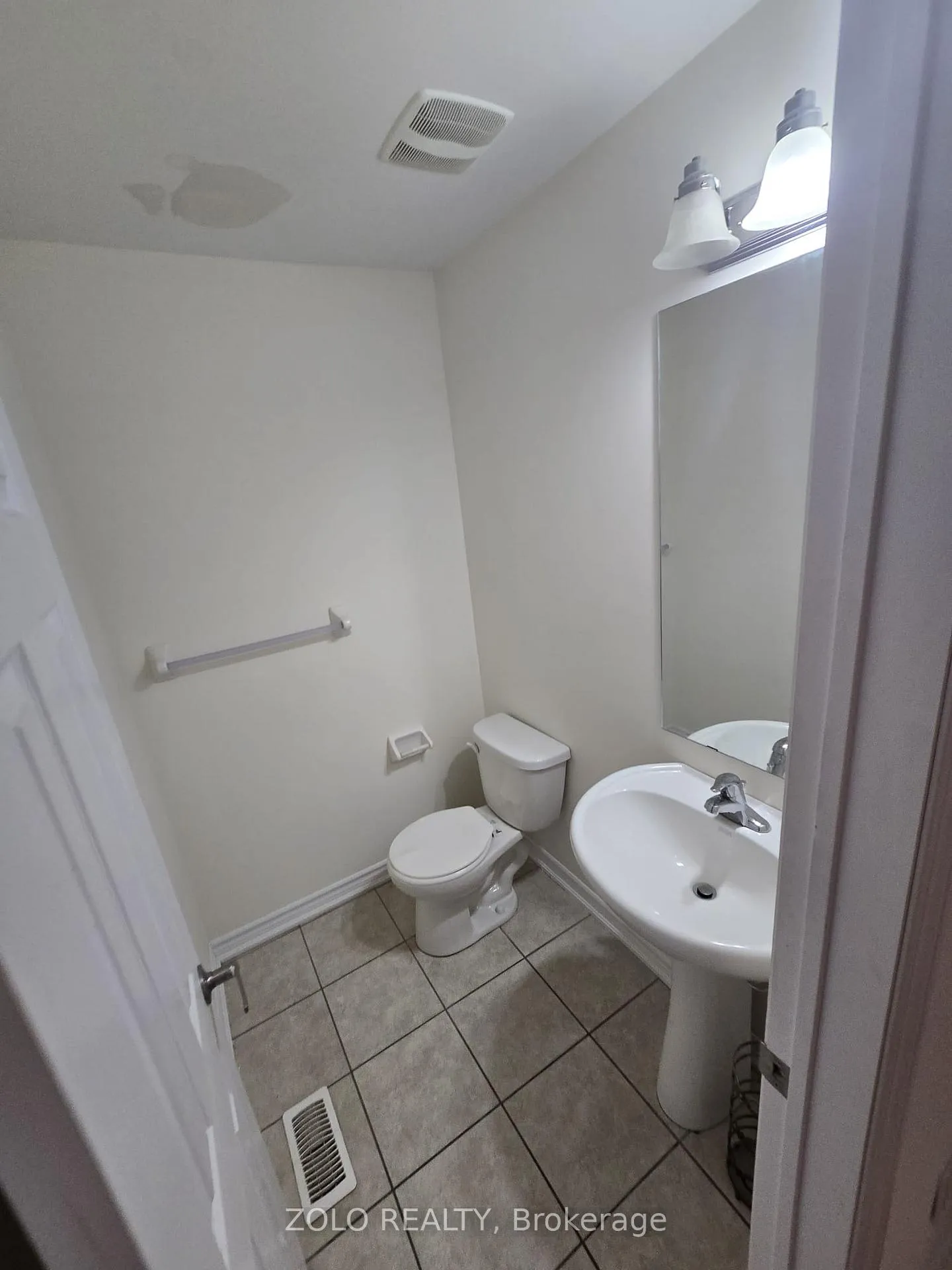 Photo 14 of 12 Agava Street, Brampton, Northwest Brampton — HOMEH
