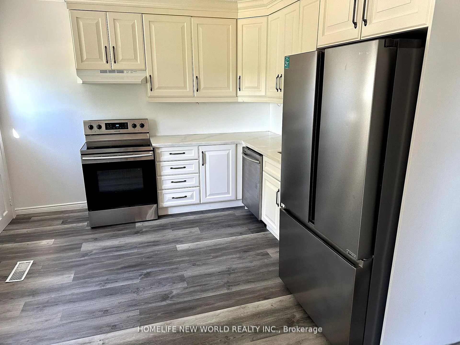 Photo 6 of 10346 Mccowan Road, Markham, Angus Glen — HOMEH