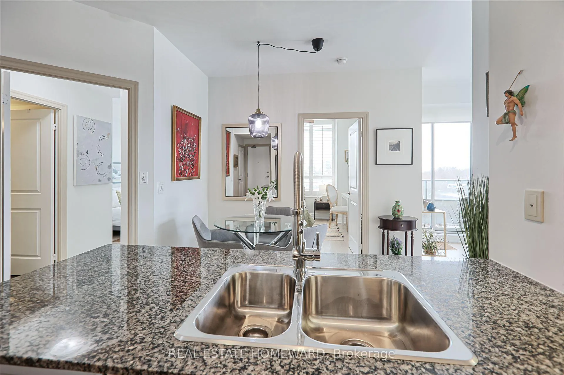 Photo 7 of Unit 507, 500 St Clair Avenue W, Toronto, Forest Hill South — HOMEH