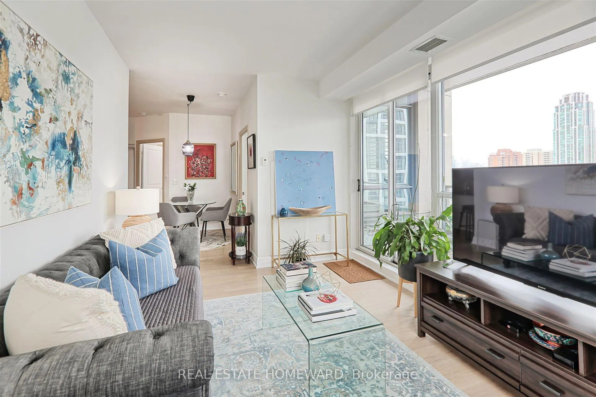 Photo 14 of Unit 507, 500 St Clair Avenue W, Toronto, Forest Hill South — HOMEH