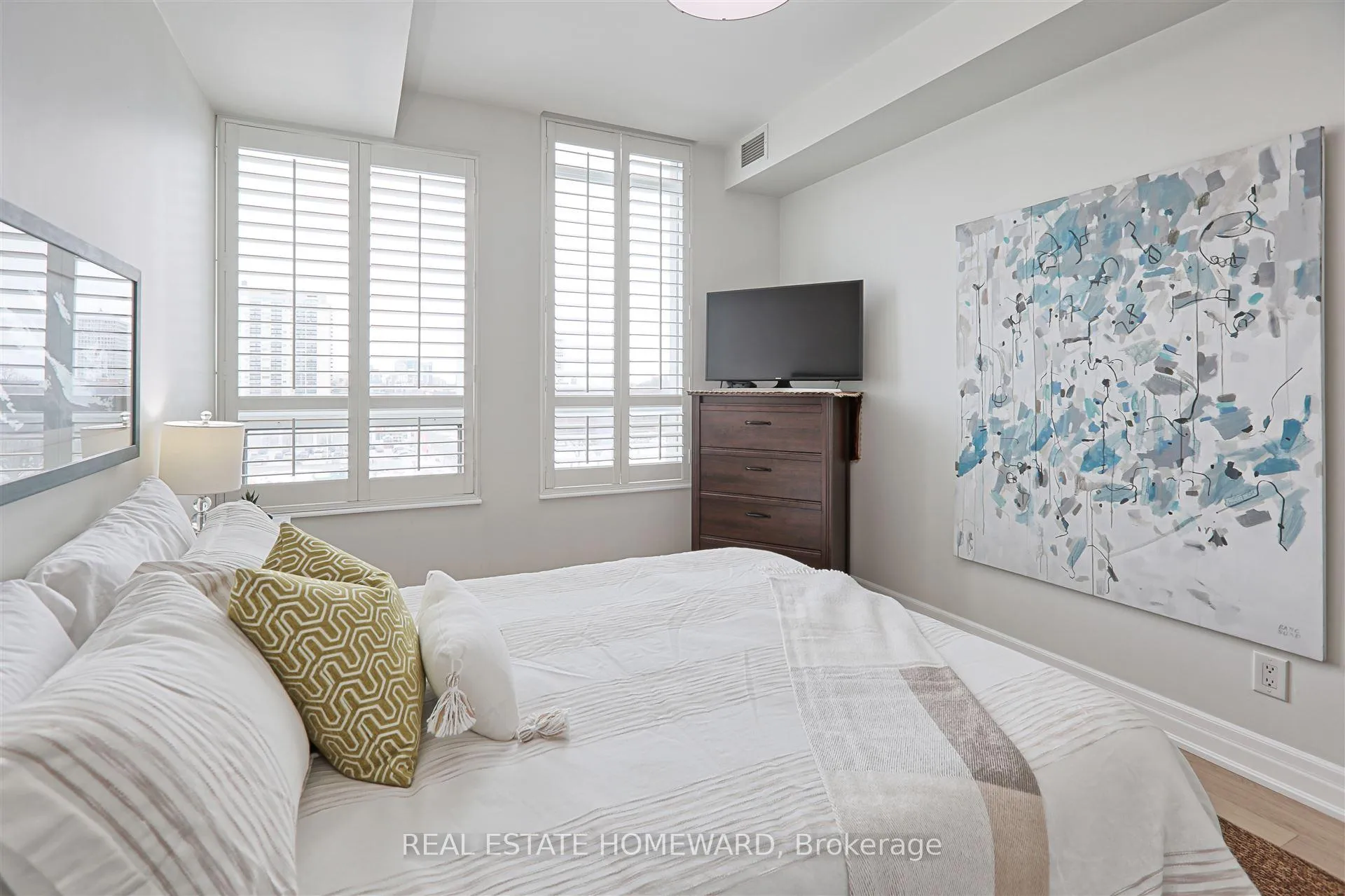 Photo 16 of Unit 507, 500 St Clair Avenue W, Toronto, Forest Hill South — HOMEH