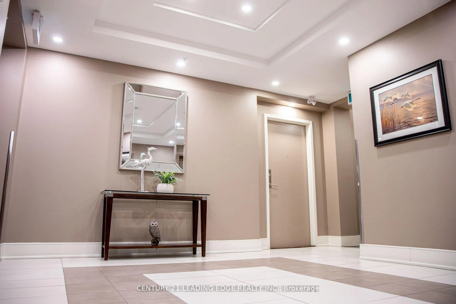 Photo 3 of Unit 213, 650 Gordon Street, Whitby, Port Whitby — HOMEH