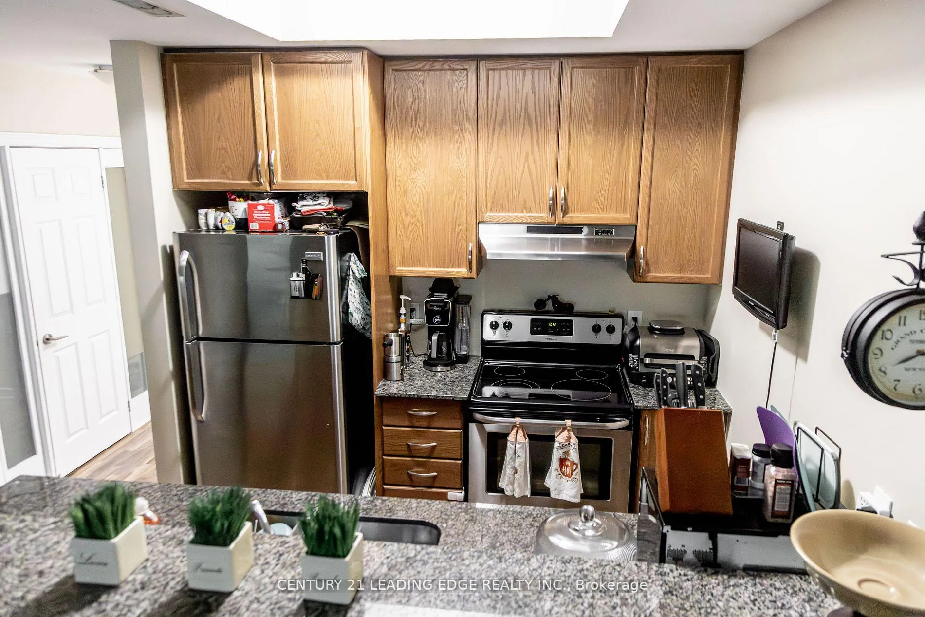 Photo 8 of Unit 213, 650 Gordon Street, Whitby, Port Whitby — HOMEH