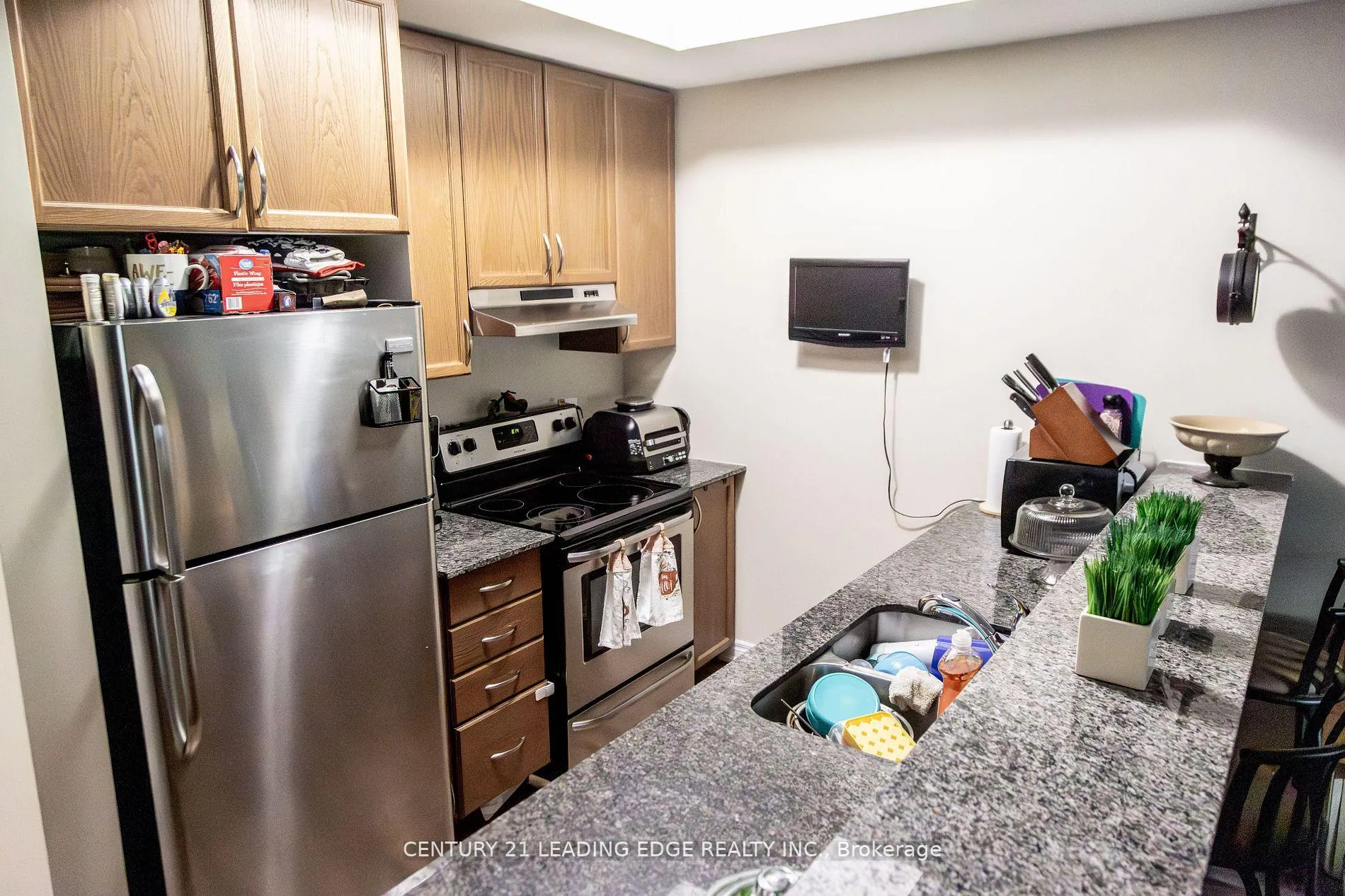 Photo 10 of Unit 213, 650 Gordon Street, Whitby, Port Whitby — HOMEH