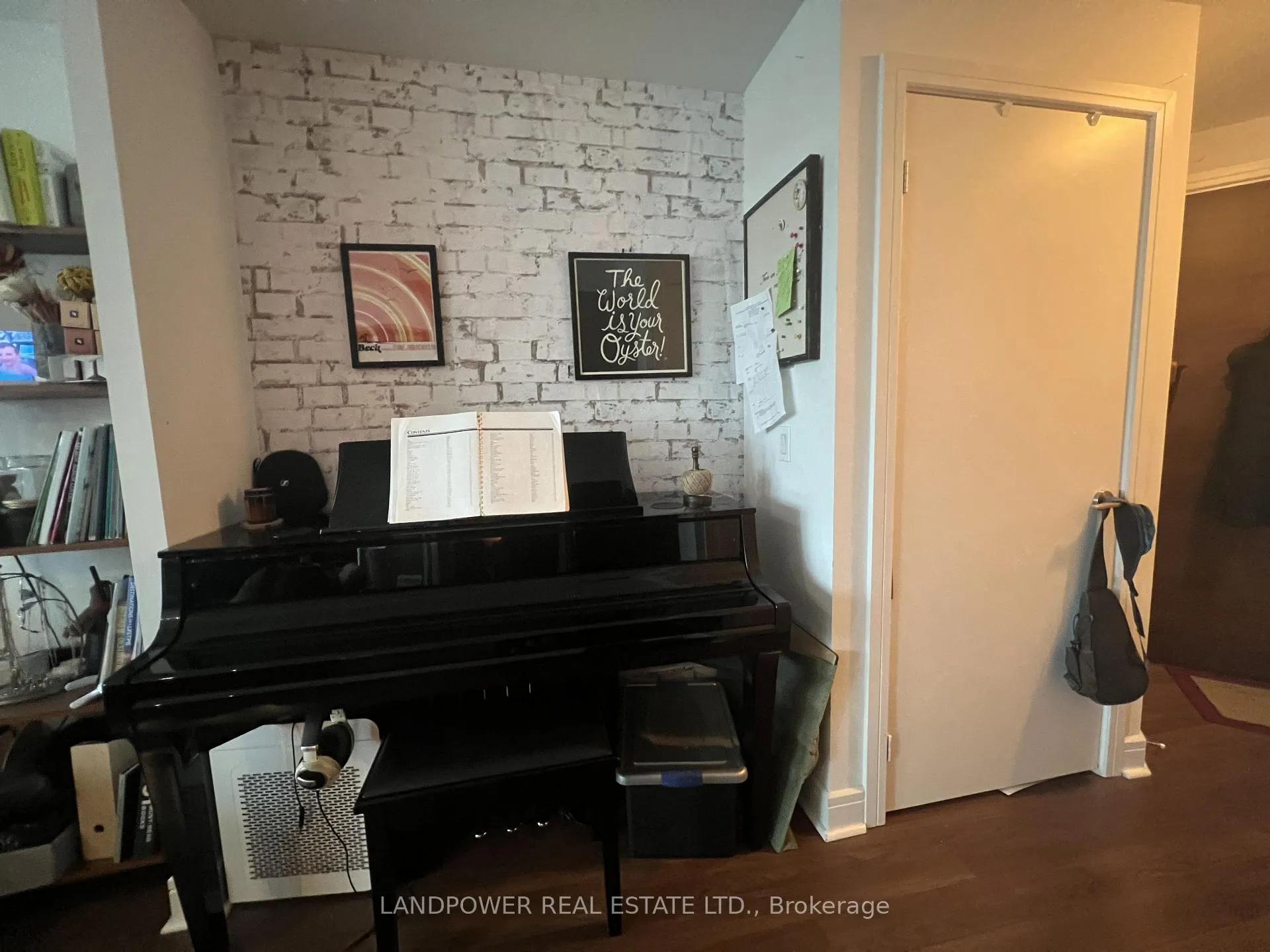 Photo 13 of Unit 320, 35 Brian Peck Crescent, Toronto, Thorncliffe Park — HOMEH