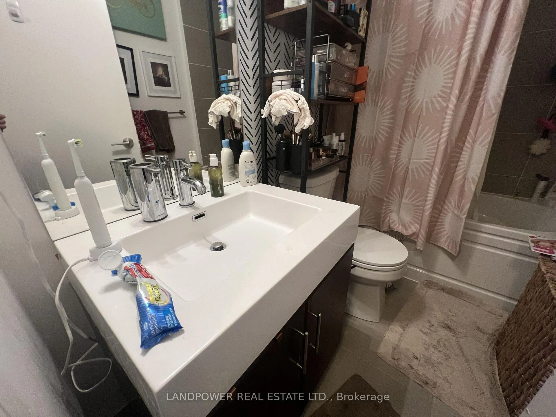 Photo 14 of Unit 320, 35 Brian Peck Crescent, Toronto, Thorncliffe Park — HOMEH
