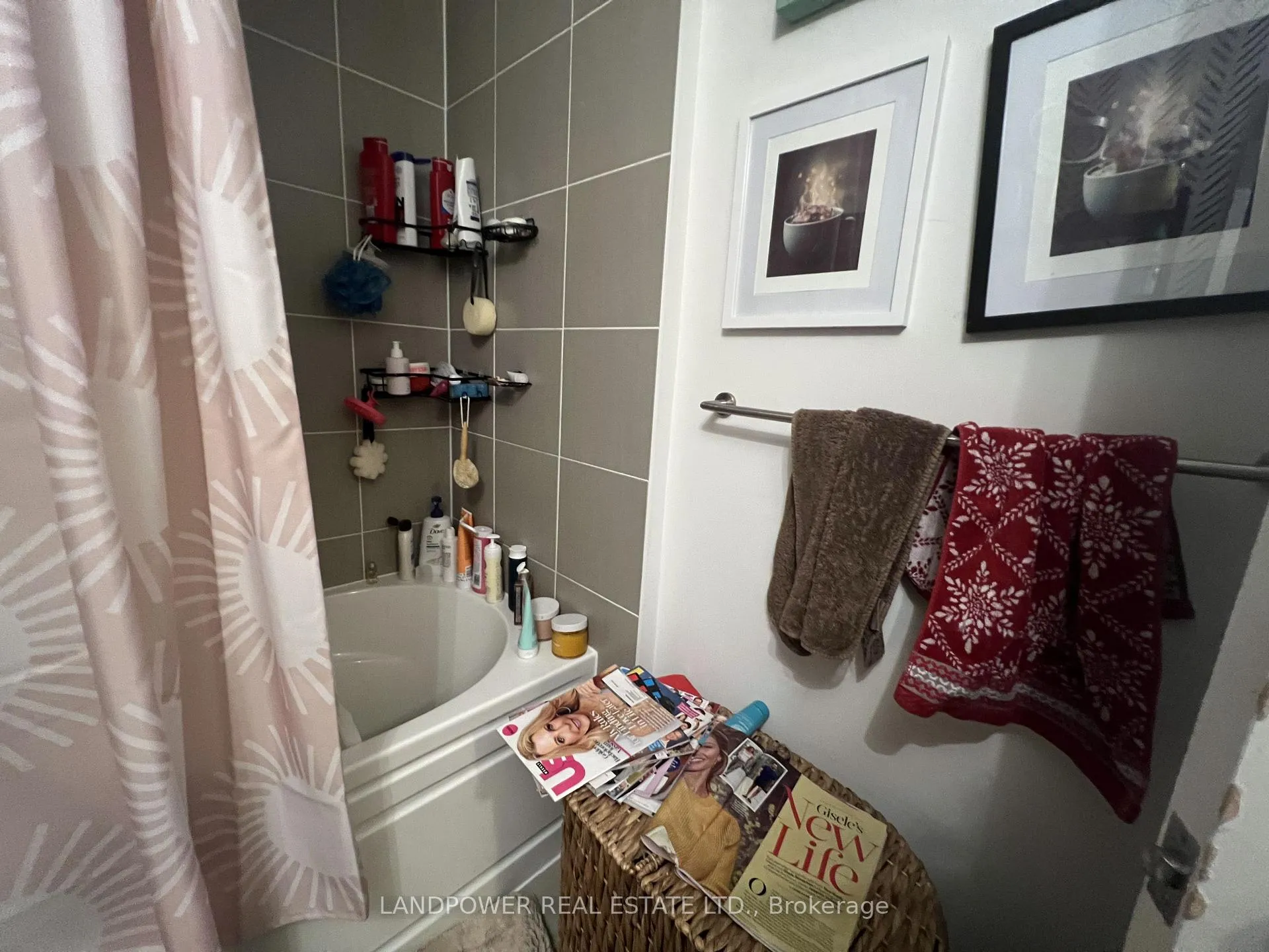 Photo 15 of Unit 320, 35 Brian Peck Crescent, Toronto, Thorncliffe Park — HOMEH