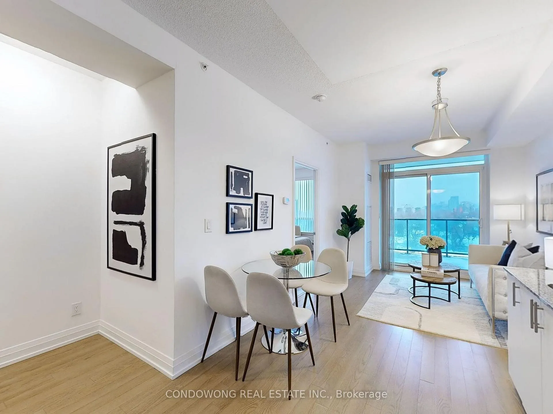 Photo 3 of Unit 620, 7167 Yonge Street, Markham, Thornhill — HOMEH