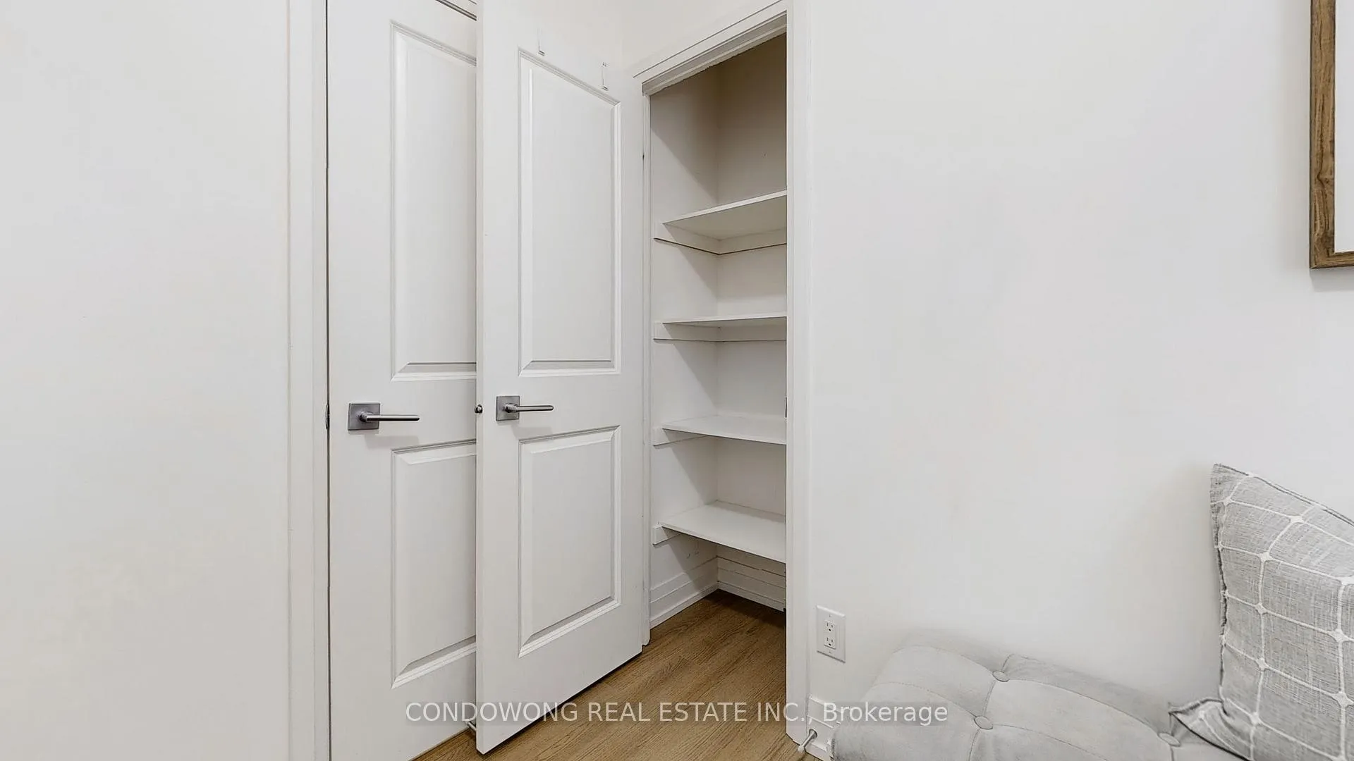 Photo 13 of Unit 620, 7167 Yonge Street, Markham, Thornhill — HOMEH