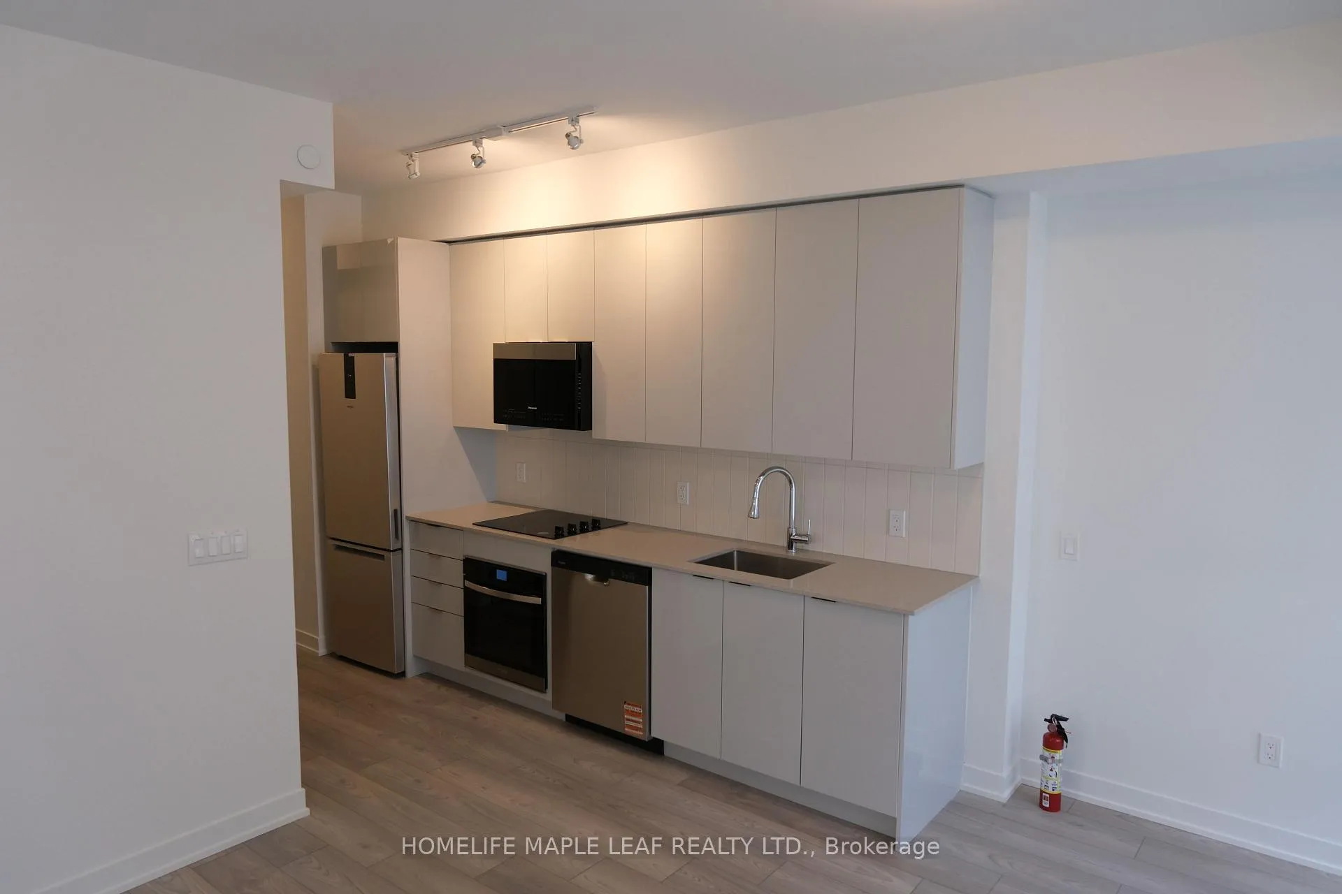 Photo 1 of Unit 1503, 474 Caldari Road, Vaughan, Concord — HOMEH