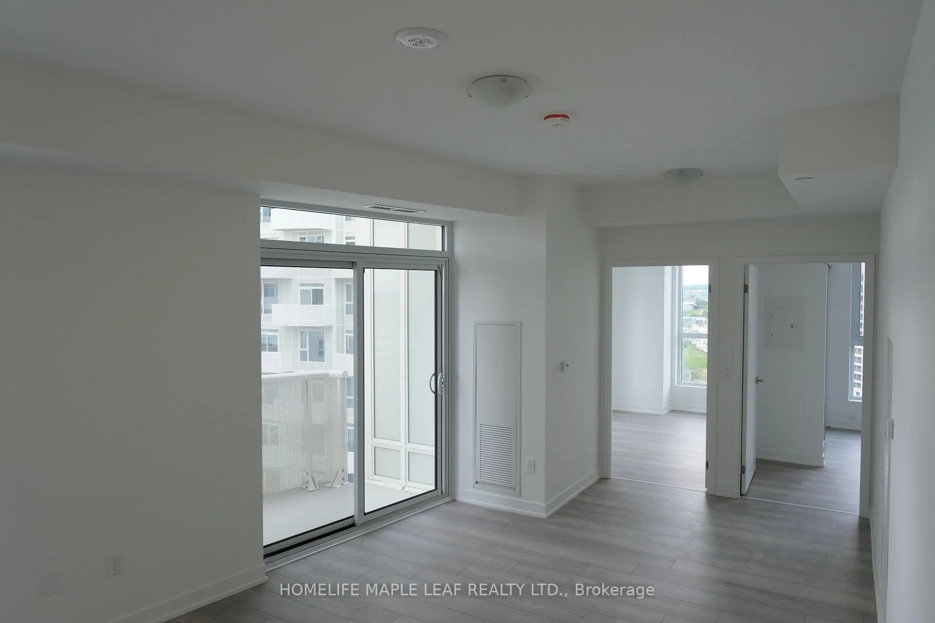 Photo 4 of Unit 1503, 474 Caldari Road, Vaughan, Concord — HOMEH
