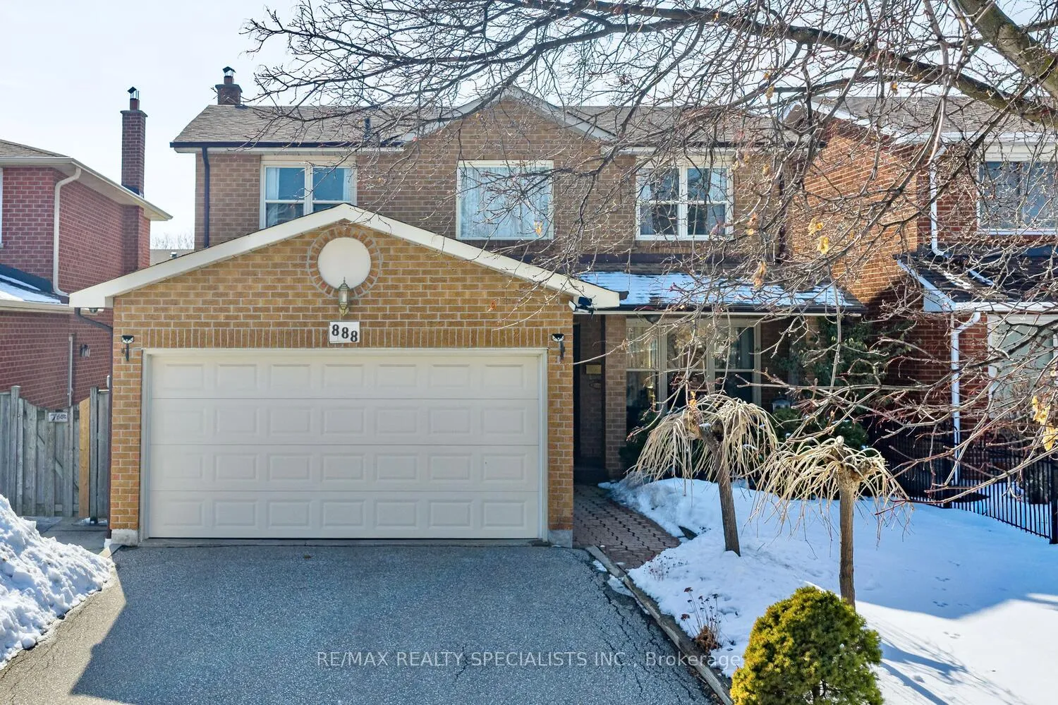 Front of 888 Messenger Meadow Drive