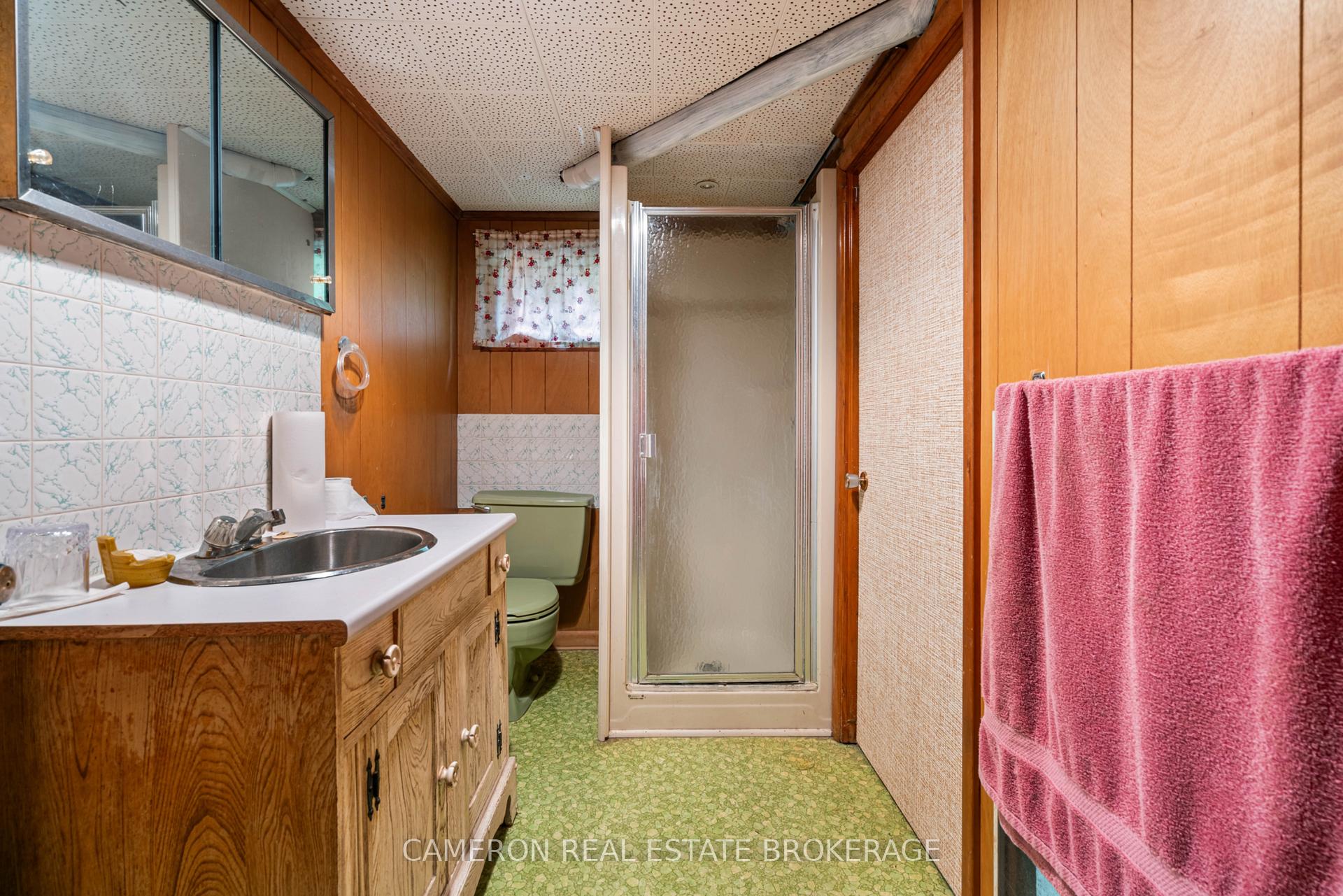 Photo 15 of 611 Carleton Street, Cornwall — HOMEH