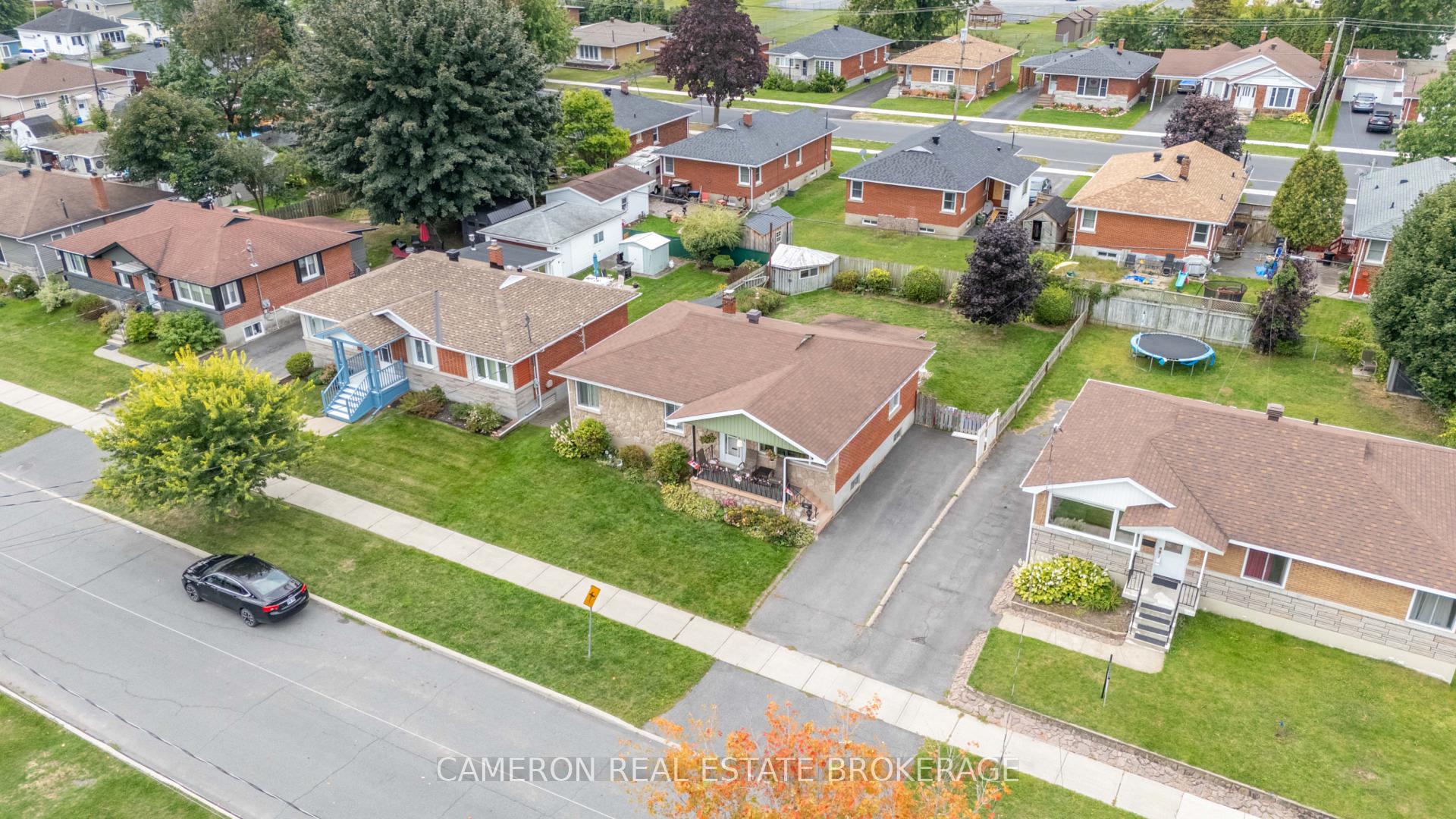 Photo 21 of 611 Carleton Street, Cornwall — HOMEH