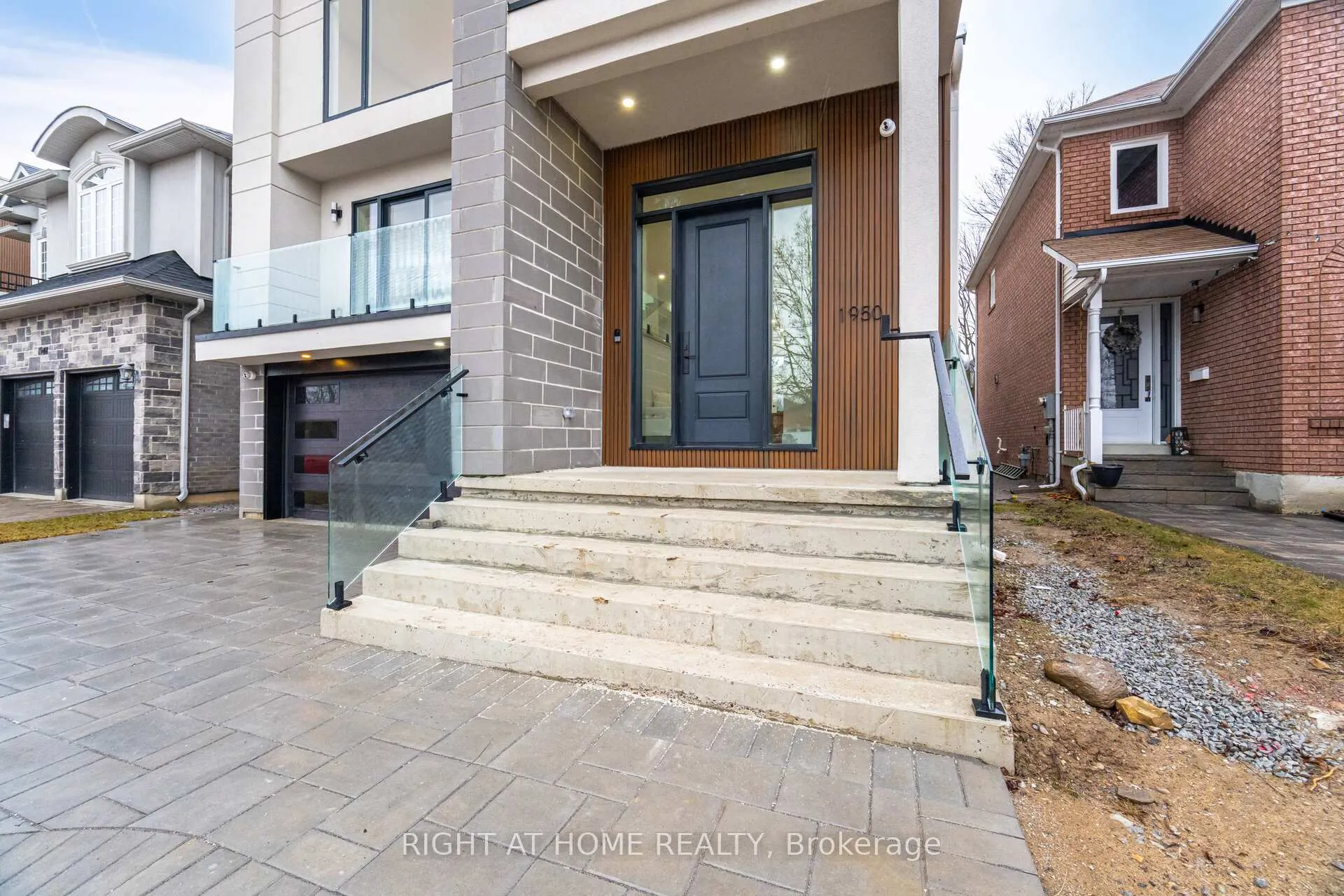 Photo 3 of 1950 Rosebank Road, Pickering, Amberlea — HOMEH