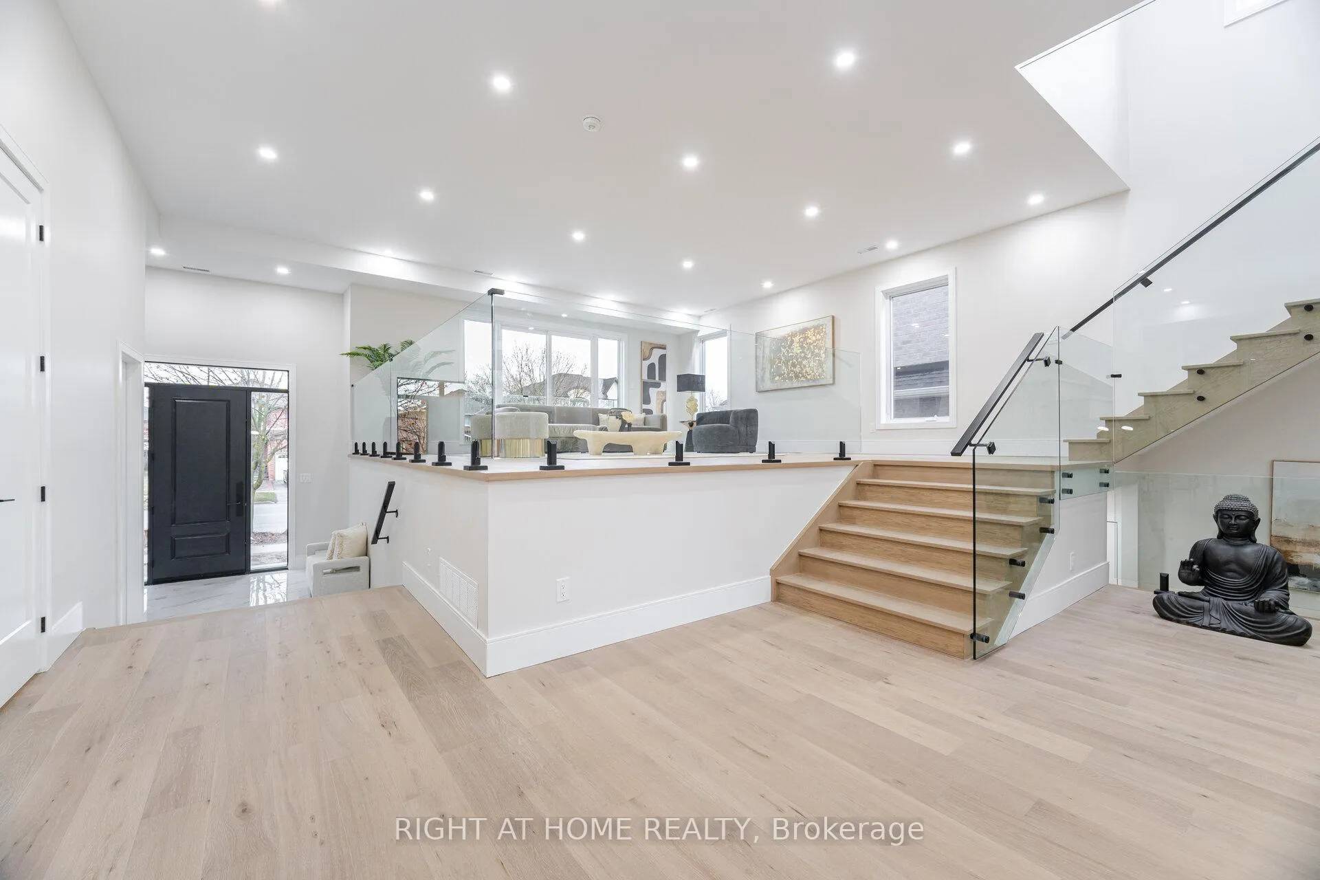 Photo 7 of 1950 Rosebank Road, Pickering, Amberlea — HOMEH