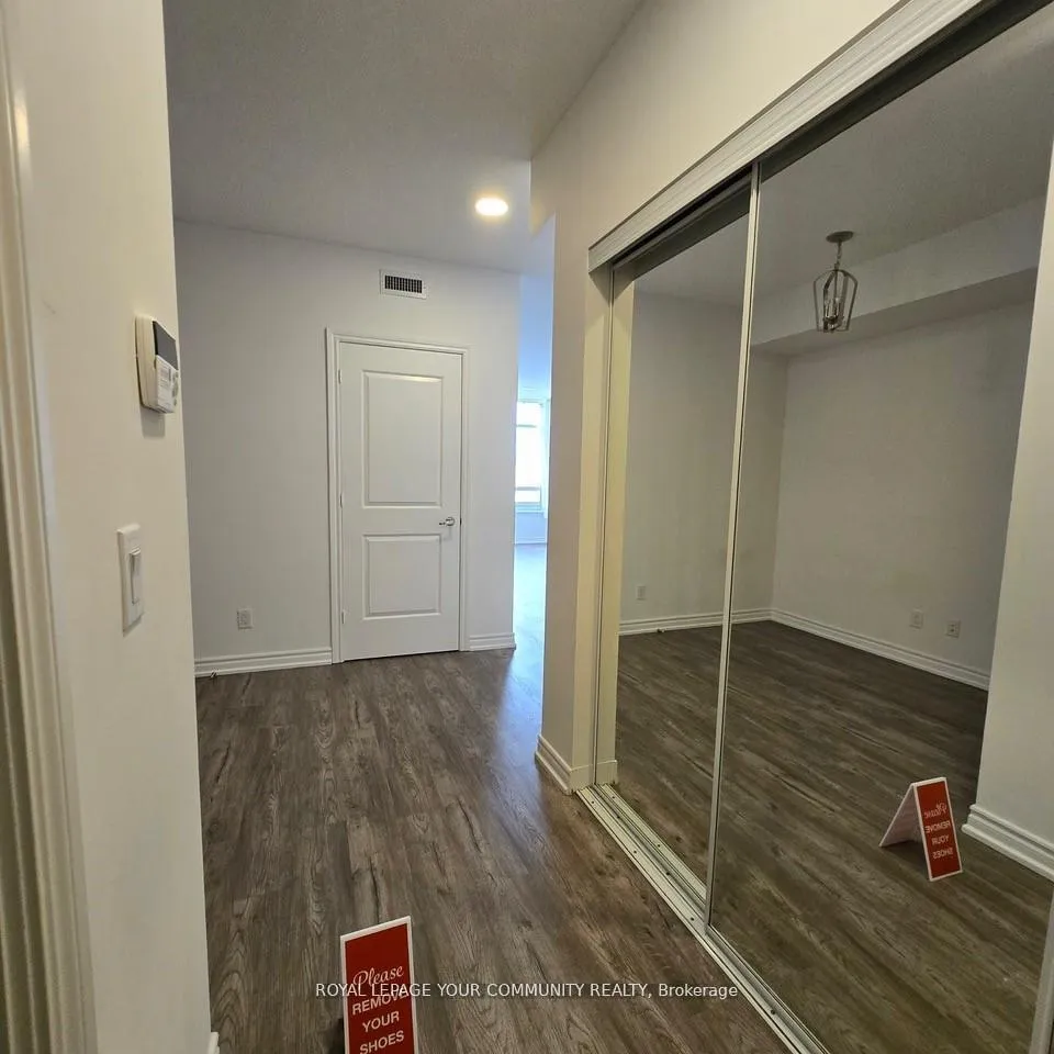 Photo 4 of Unit 312, 9245 Jane Street, Vaughan, Maple — HOMEH