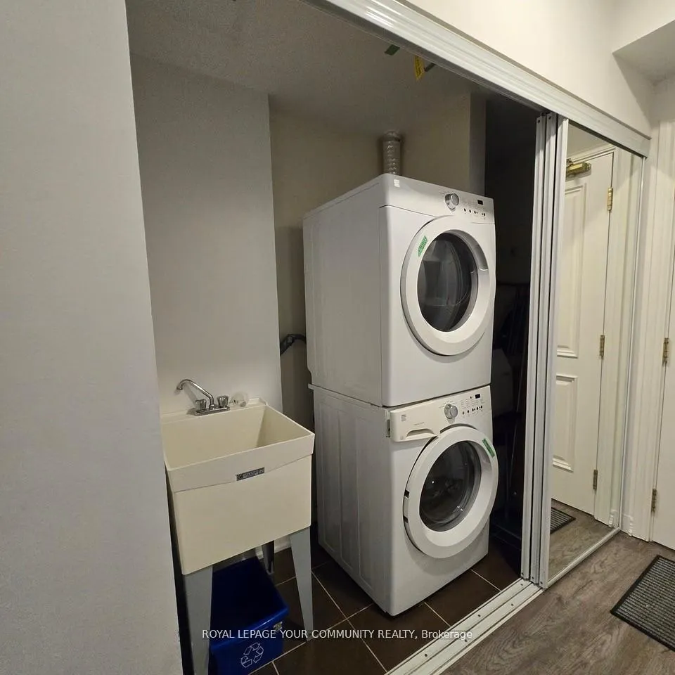 Photo 9 of Unit 312, 9245 Jane Street, Vaughan, Maple — HOMEH