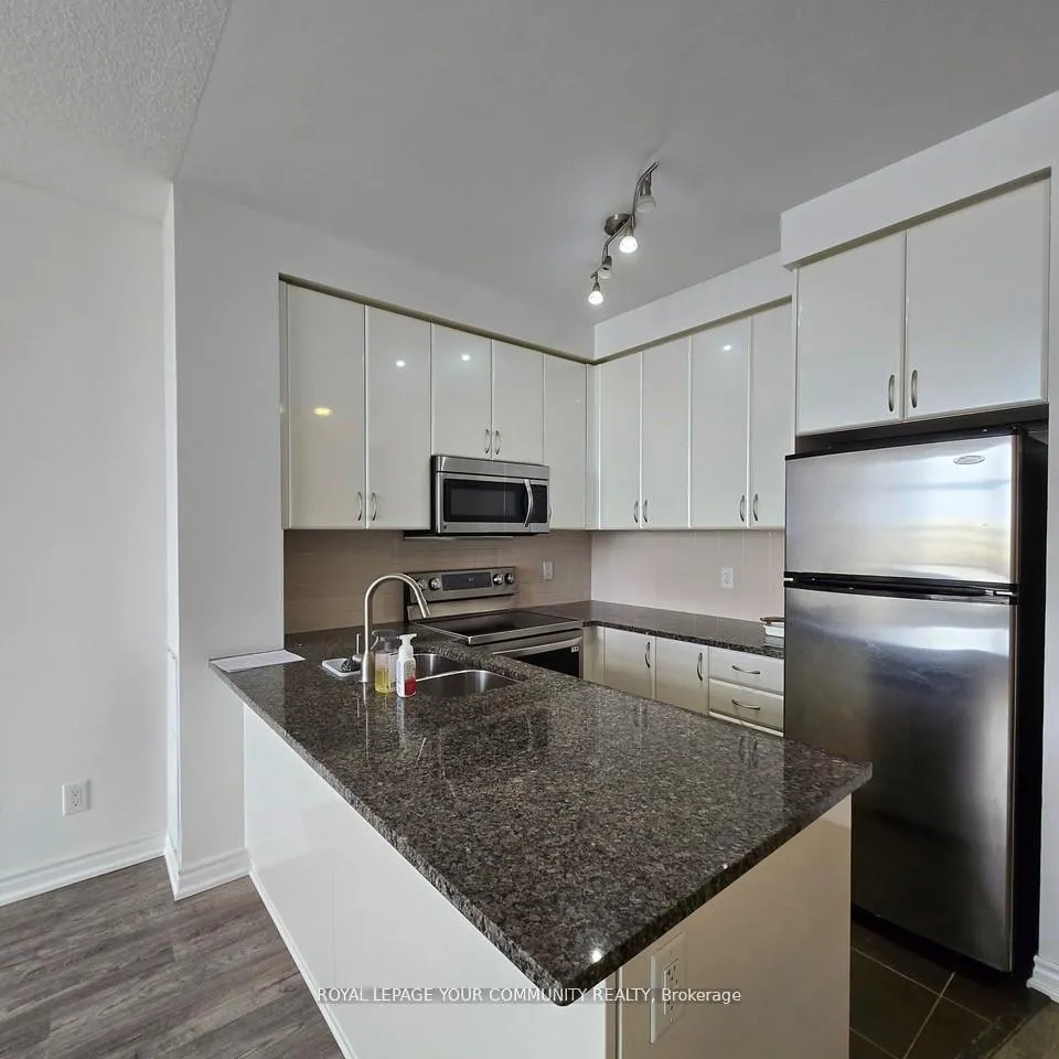 Photo 11 of Unit 312, 9245 Jane Street, Vaughan, Maple — HOMEH