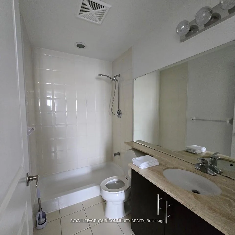 Photo 19 of Unit 312, 9245 Jane Street, Vaughan, Maple — HOMEH