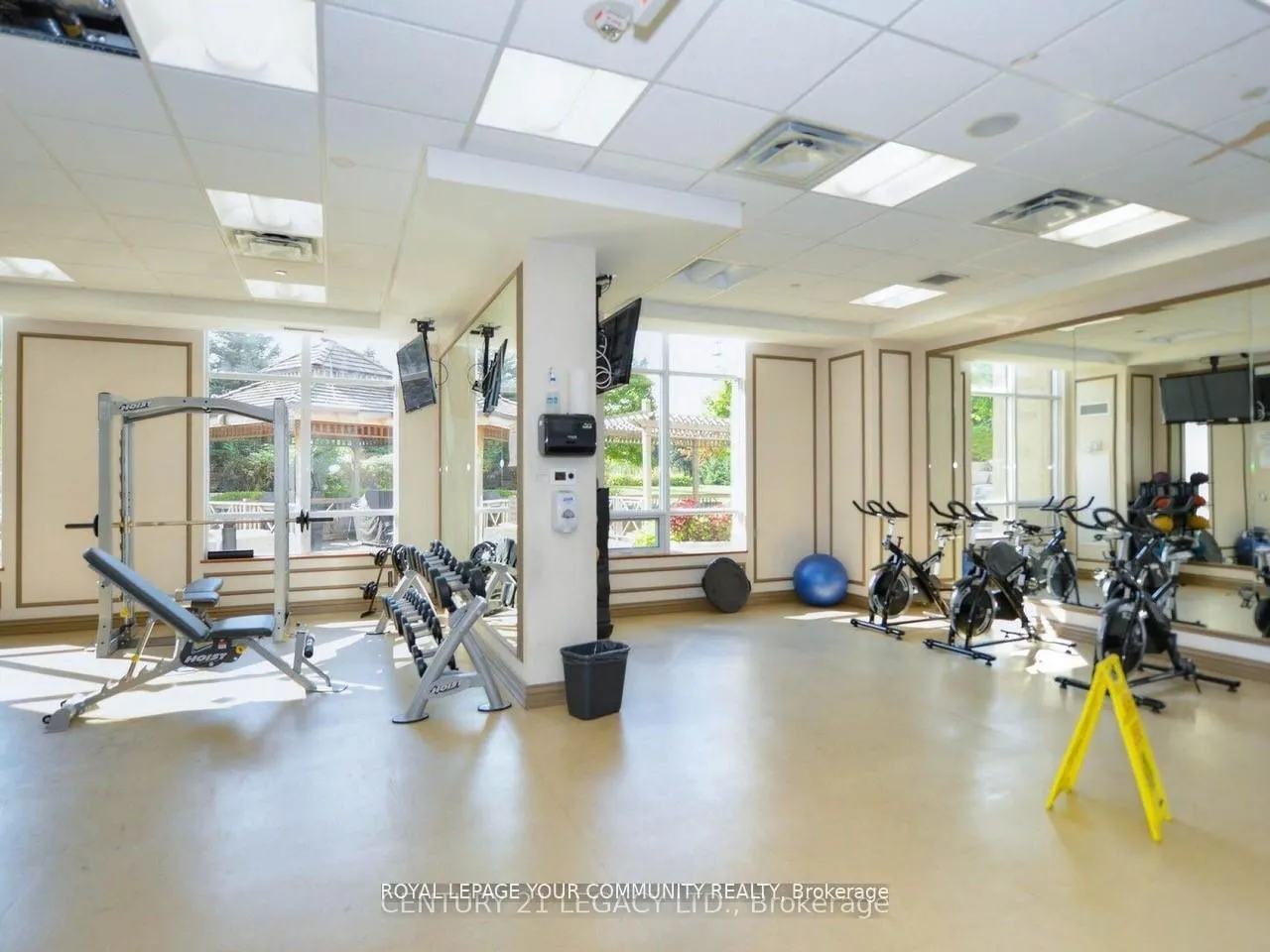 Photo 27 of Unit 312, 9245 Jane Street, Vaughan, Maple — HOMEH
