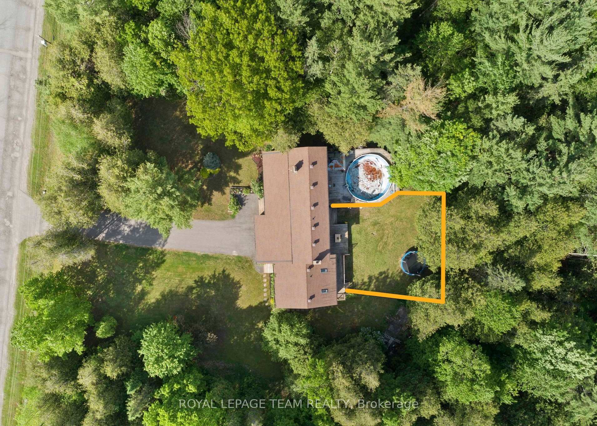 Photo 3 of 132 Manion Road, Ottawa, Huntley Ward (South West) — HOMEH