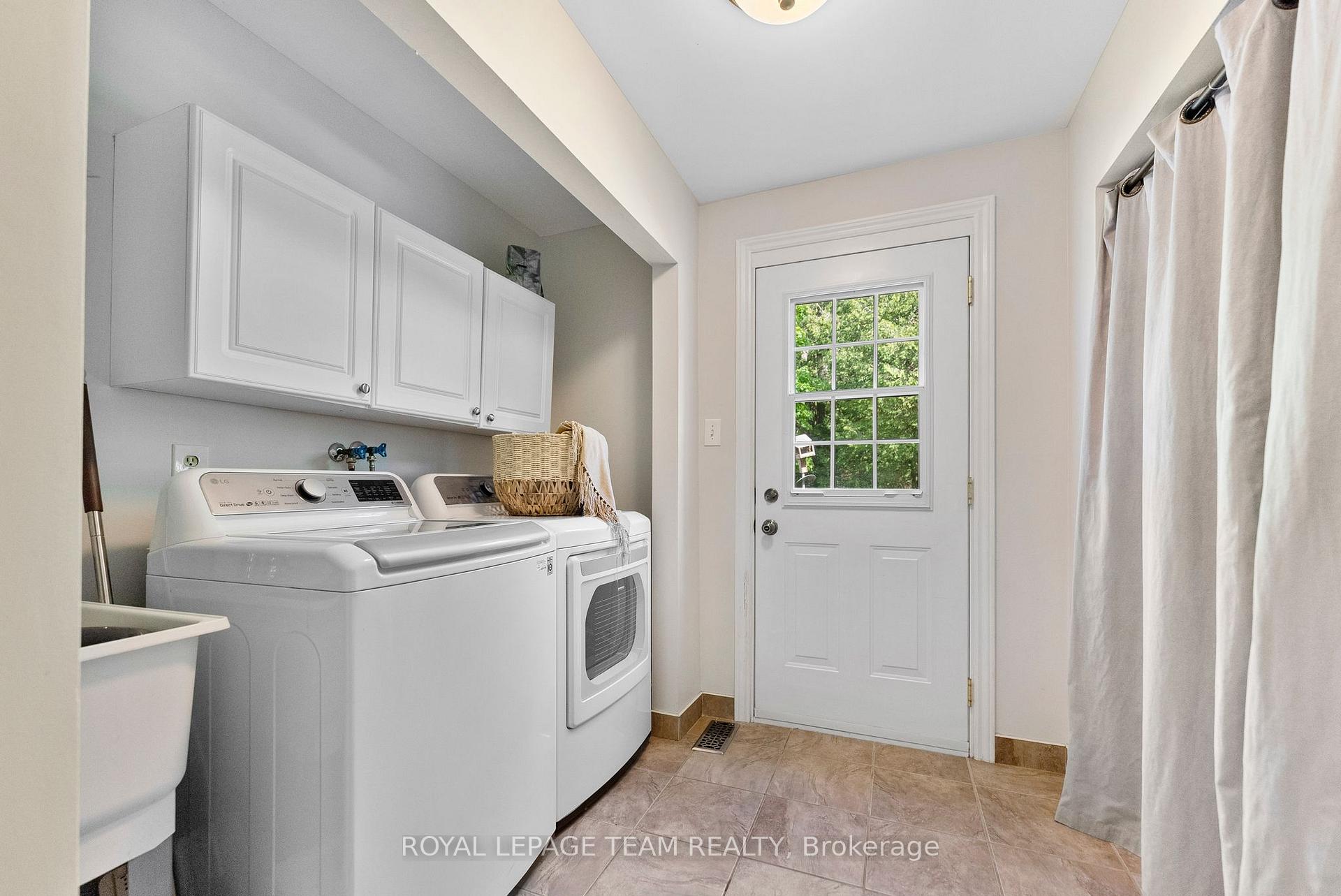Photo 14 of 132 Manion Road, Ottawa, Huntley Ward (South West) — HOMEH