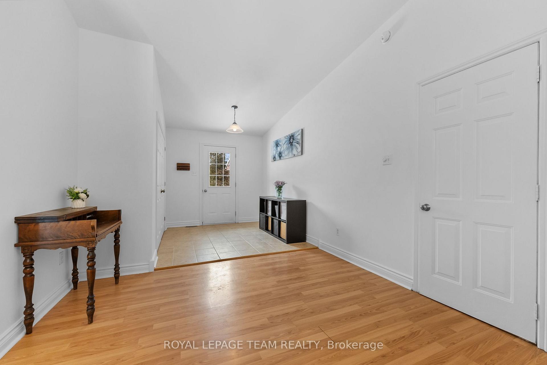 Photo 16 of 132 Manion Road, Ottawa, Huntley Ward (South West) — HOMEH
