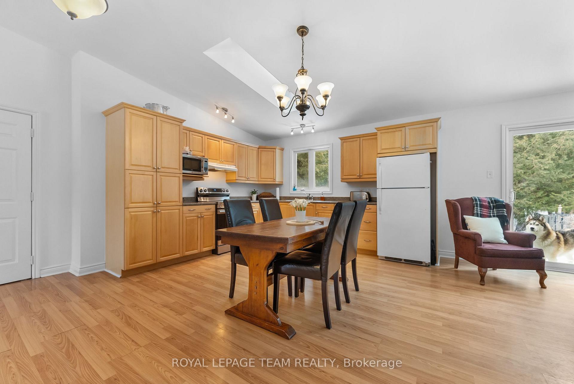 Photo 21 of 132 Manion Road, Ottawa, Huntley Ward (South West) — HOMEH