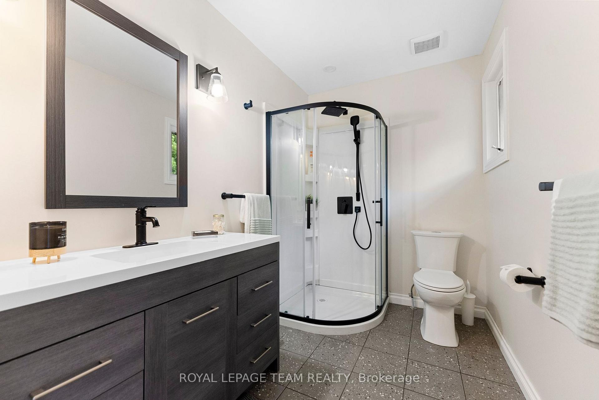 Photo 35 of 132 Manion Road, Ottawa, Huntley Ward (South West) — HOMEH