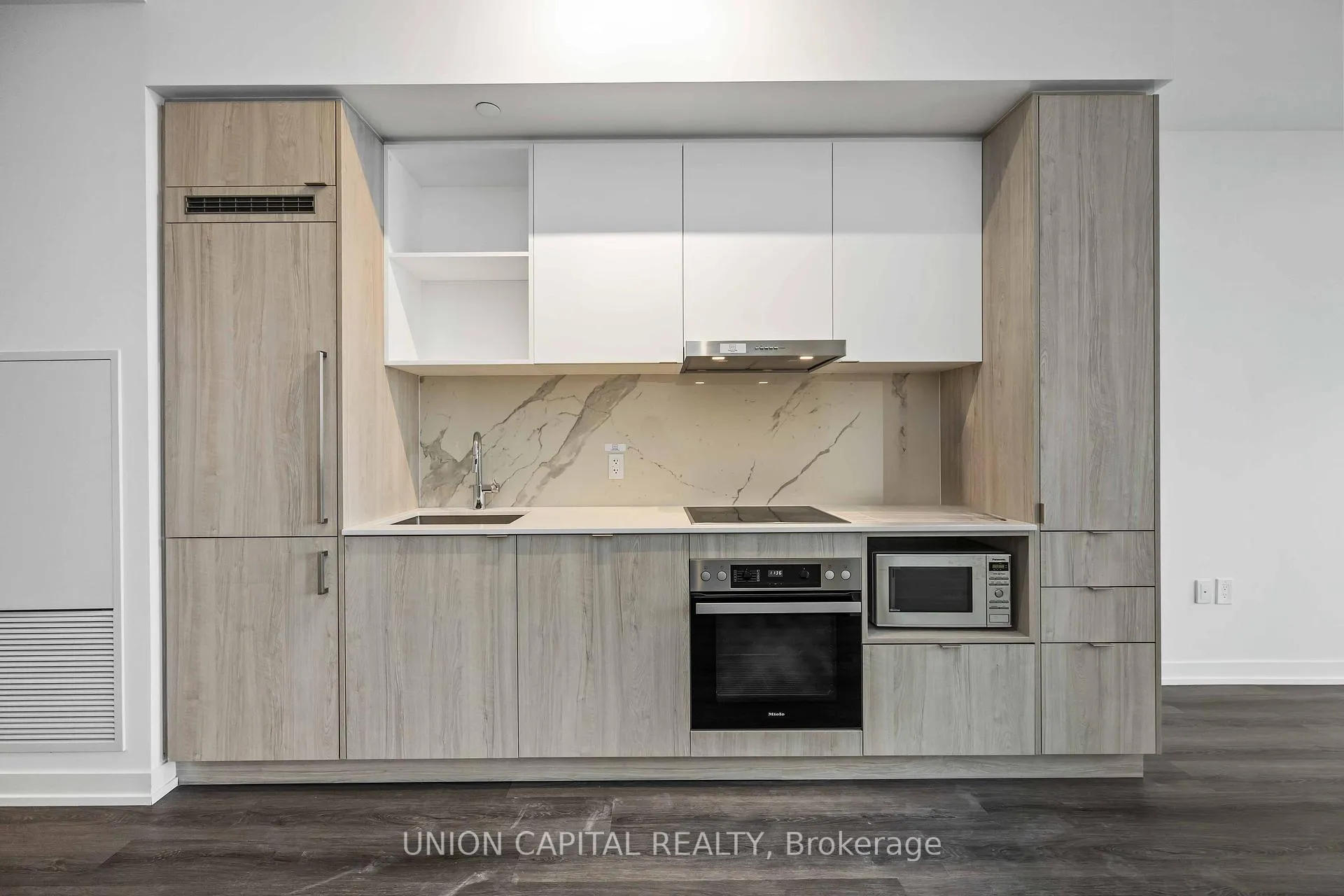 Front of Unit 5901, 138 Downes Street