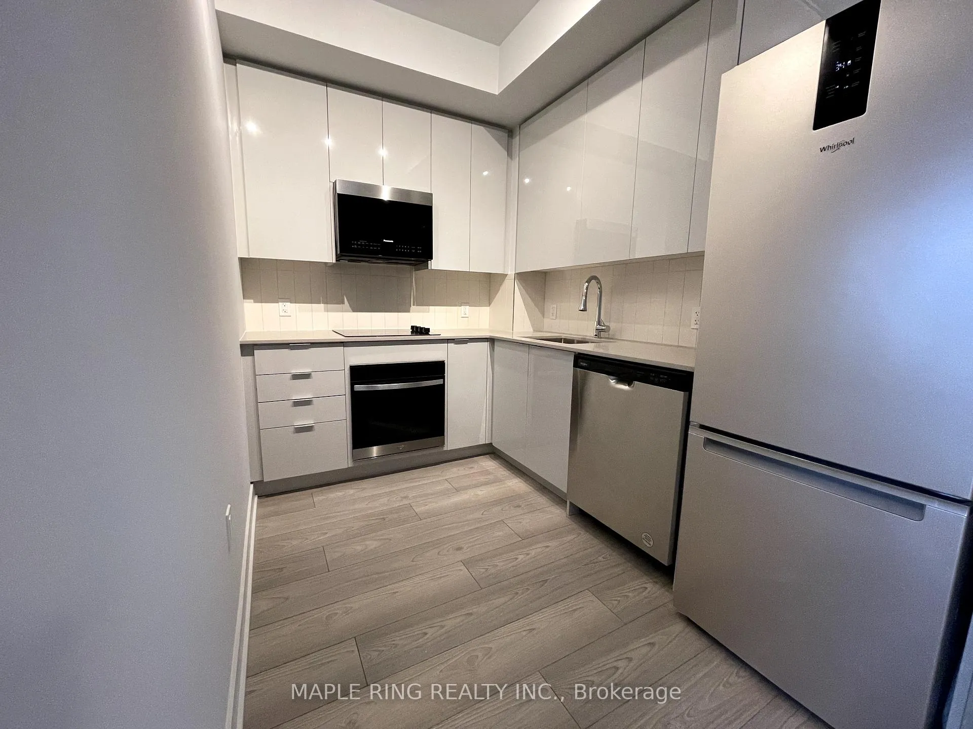 Photo 2 of Unit 2111, 2920 Highway 7 Road, Vaughan, Concord — HOMEH