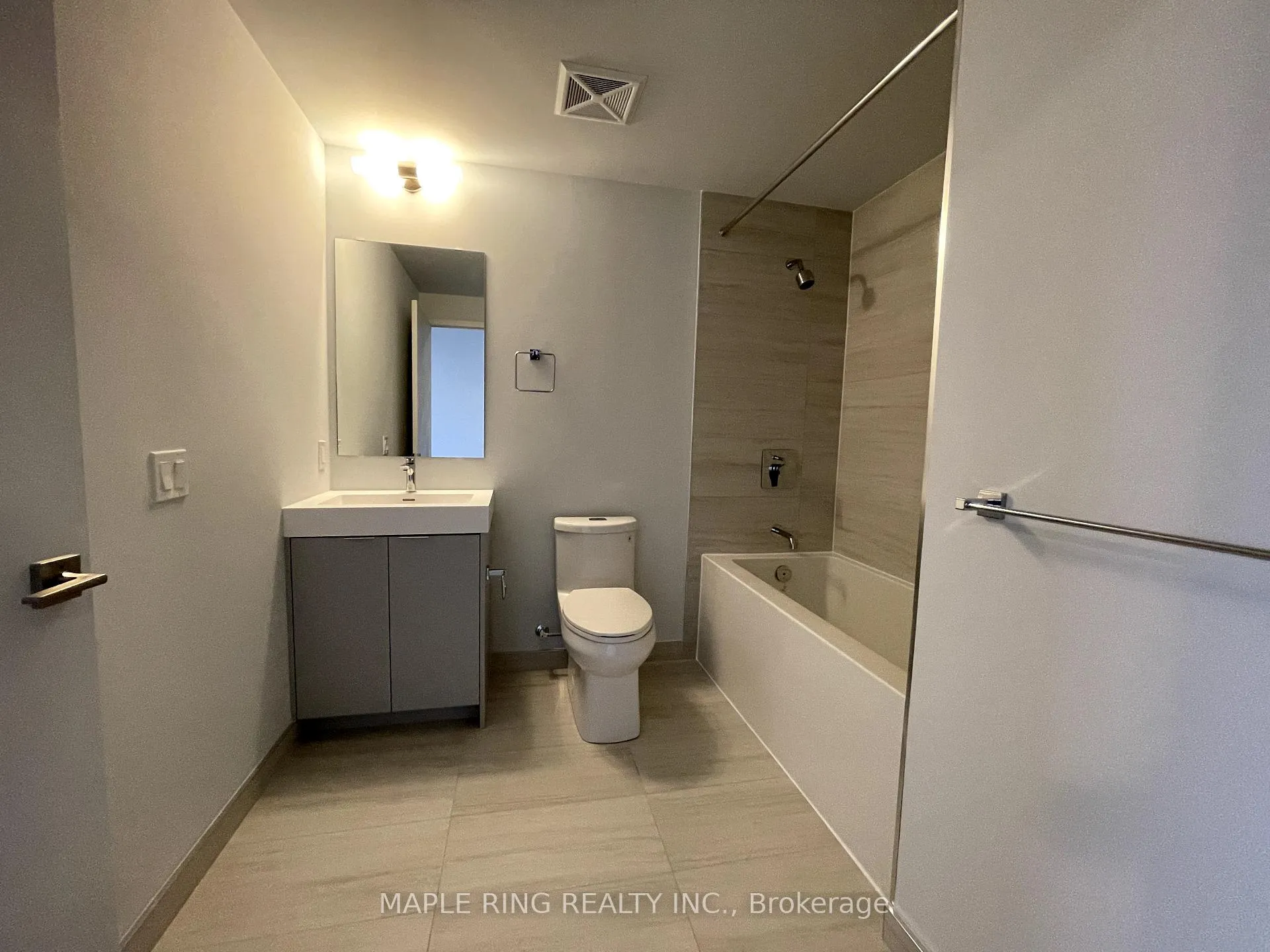 Photo 4 of Unit 2111, 2920 Highway 7 Road, Vaughan, Concord — HOMEH