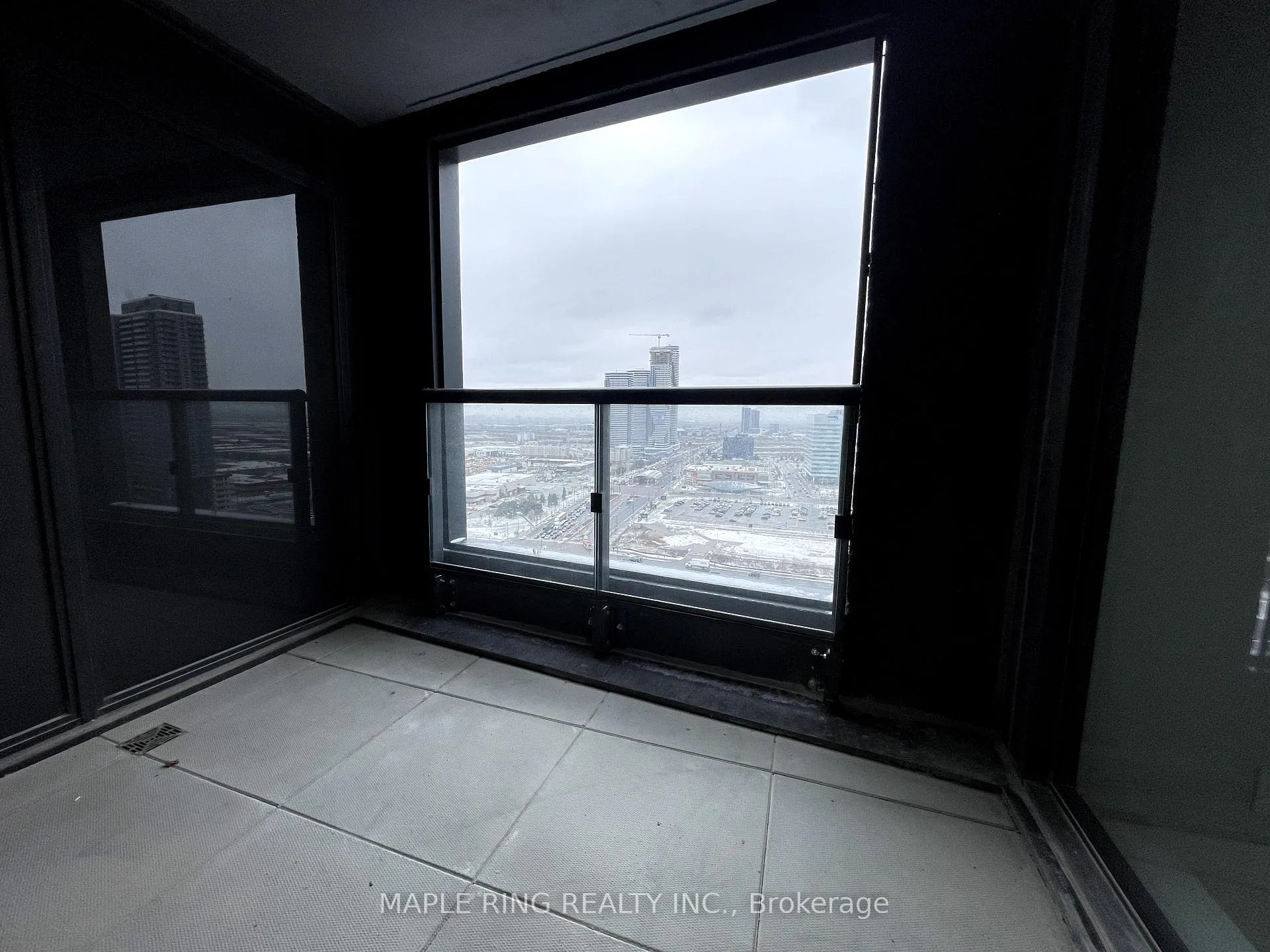 Photo 6 of Unit 2111, 2920 Highway 7 Road, Vaughan, Concord — HOMEH
