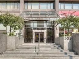 Front of Unit 705, 555 Yonge Street