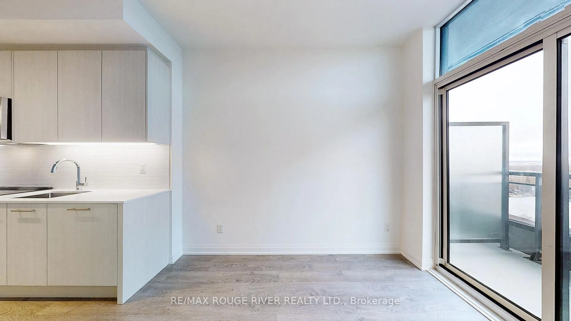 Photo 4 of Unit 1117, 286 Main Street, Toronto, East End-Danforth — HOMEH