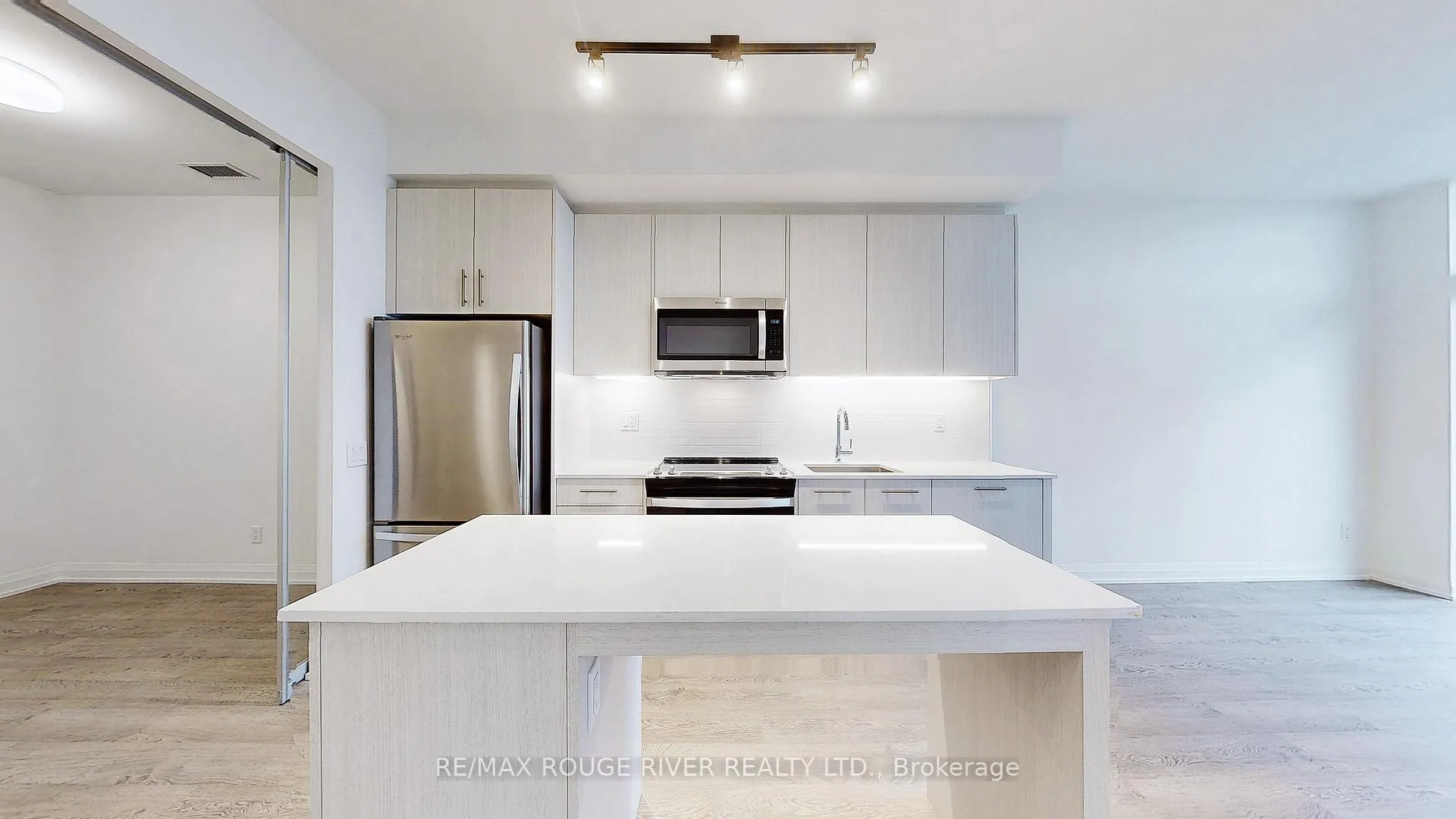 Photo 10 of Unit 1117, 286 Main Street, Toronto, East End-Danforth — HOMEH