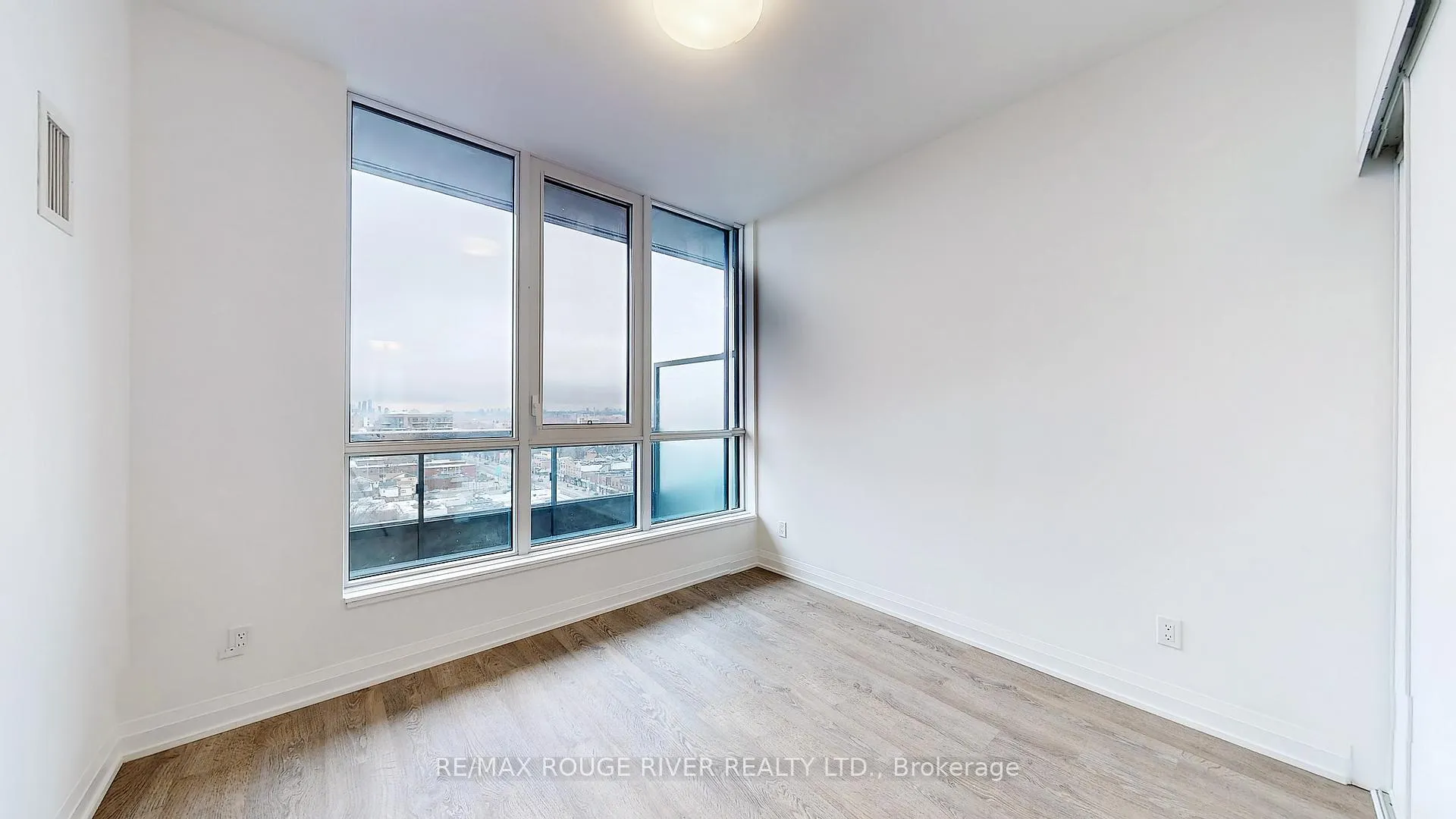 Photo 13 of Unit 1117, 286 Main Street, Toronto, East End-Danforth — HOMEH