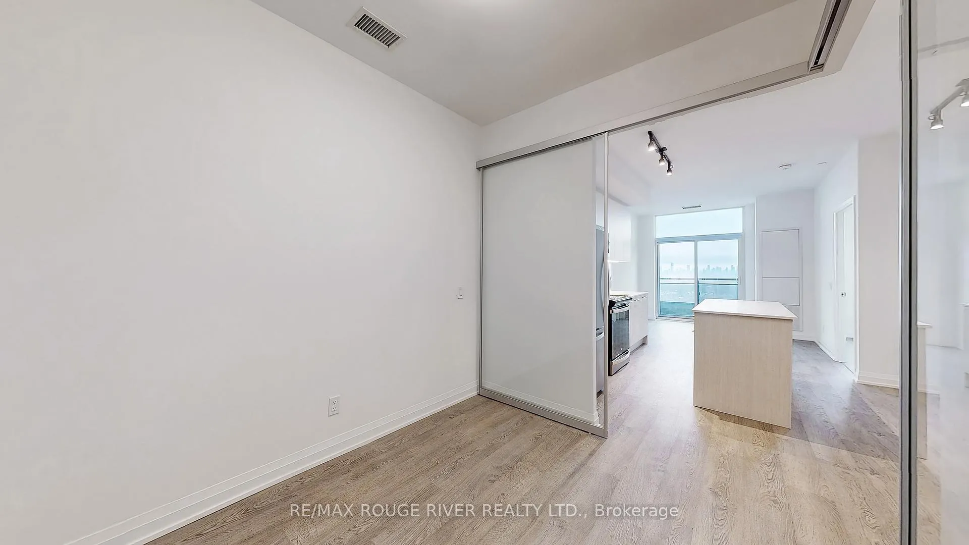 Photo 21 of Unit 1117, 286 Main Street, Toronto, East End-Danforth — HOMEH
