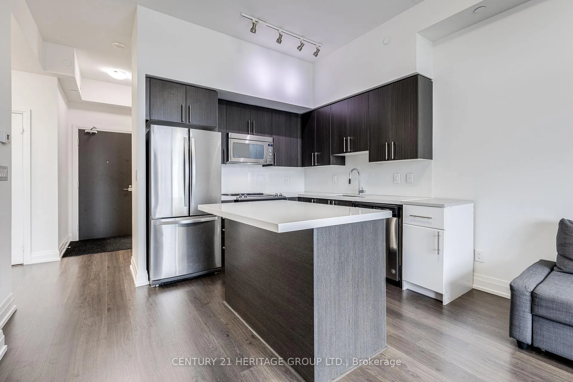 Photo 7 of Unit 710, 3600 Hwy 7, Vaughan, Vaughan Corporate Centre — HOMEH