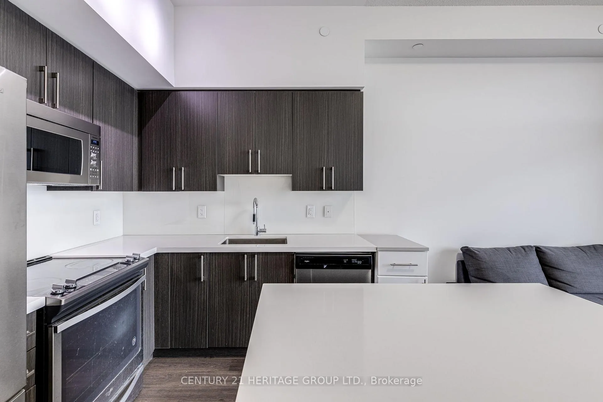 Photo 8 of Unit 710, 3600 Hwy 7, Vaughan, Vaughan Corporate Centre — HOMEH