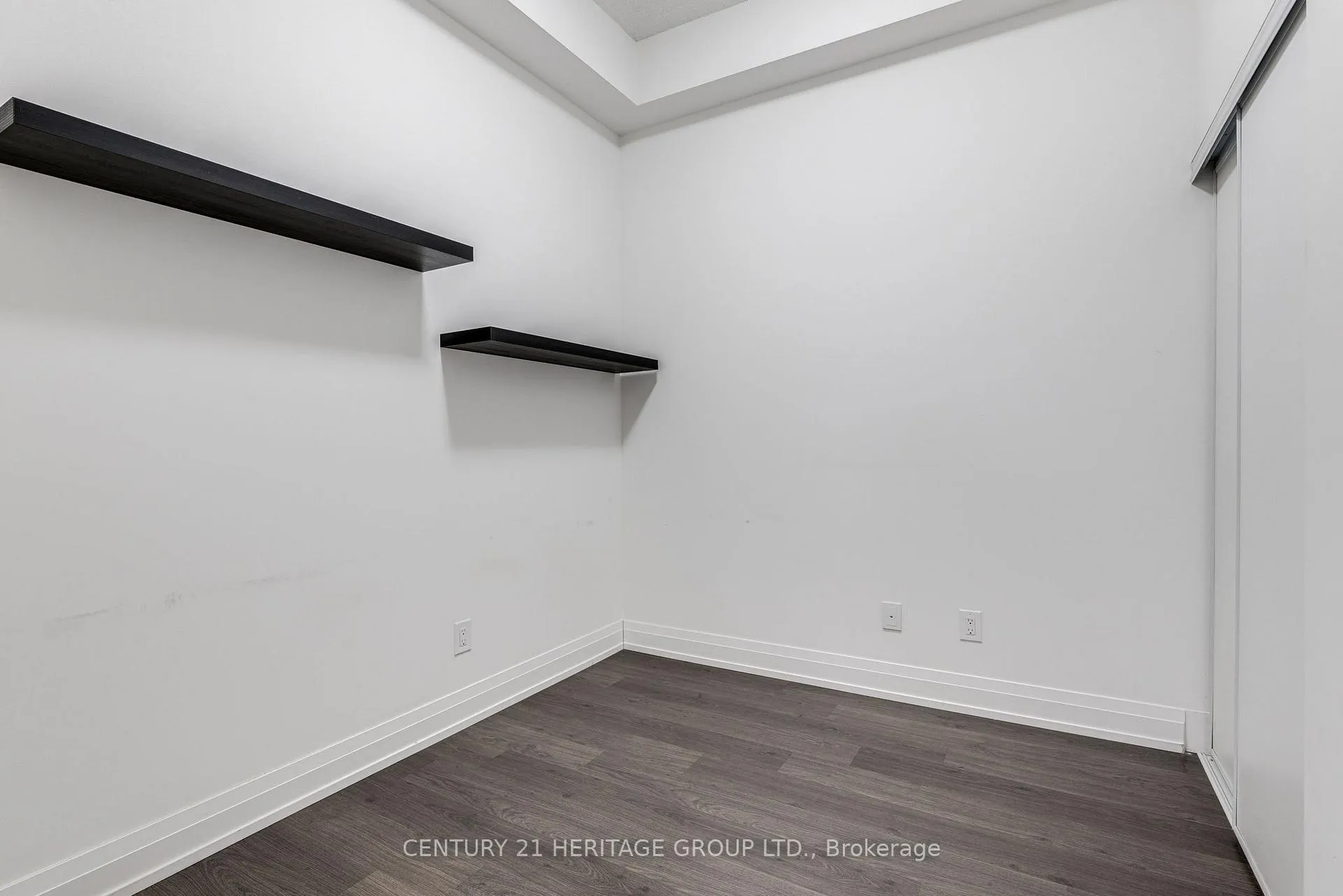 Photo 13 of Unit 710, 3600 Hwy 7, Vaughan, Vaughan Corporate Centre — HOMEH