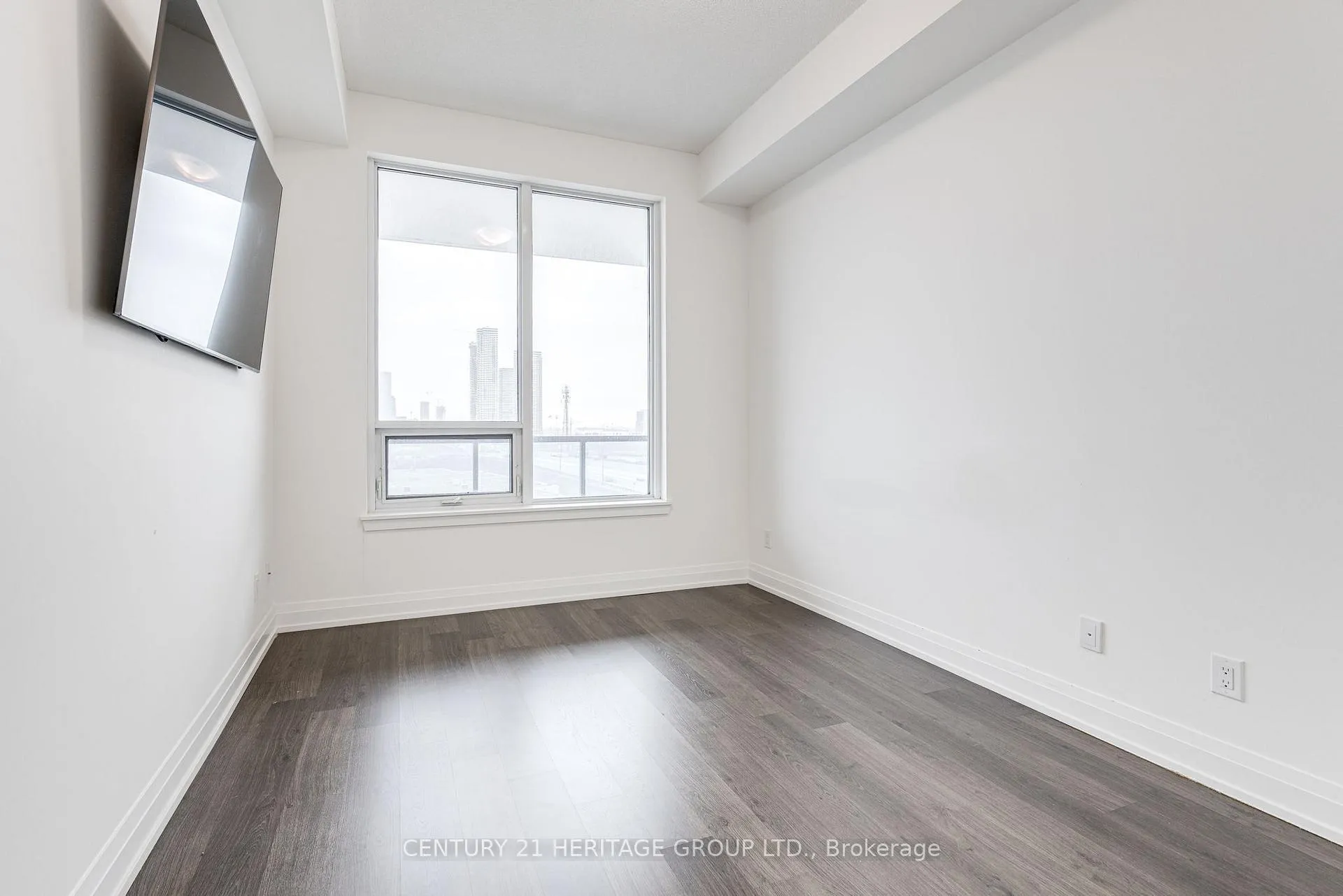 Photo 17 of Unit 710, 3600 Hwy 7, Vaughan, Vaughan Corporate Centre — HOMEH
